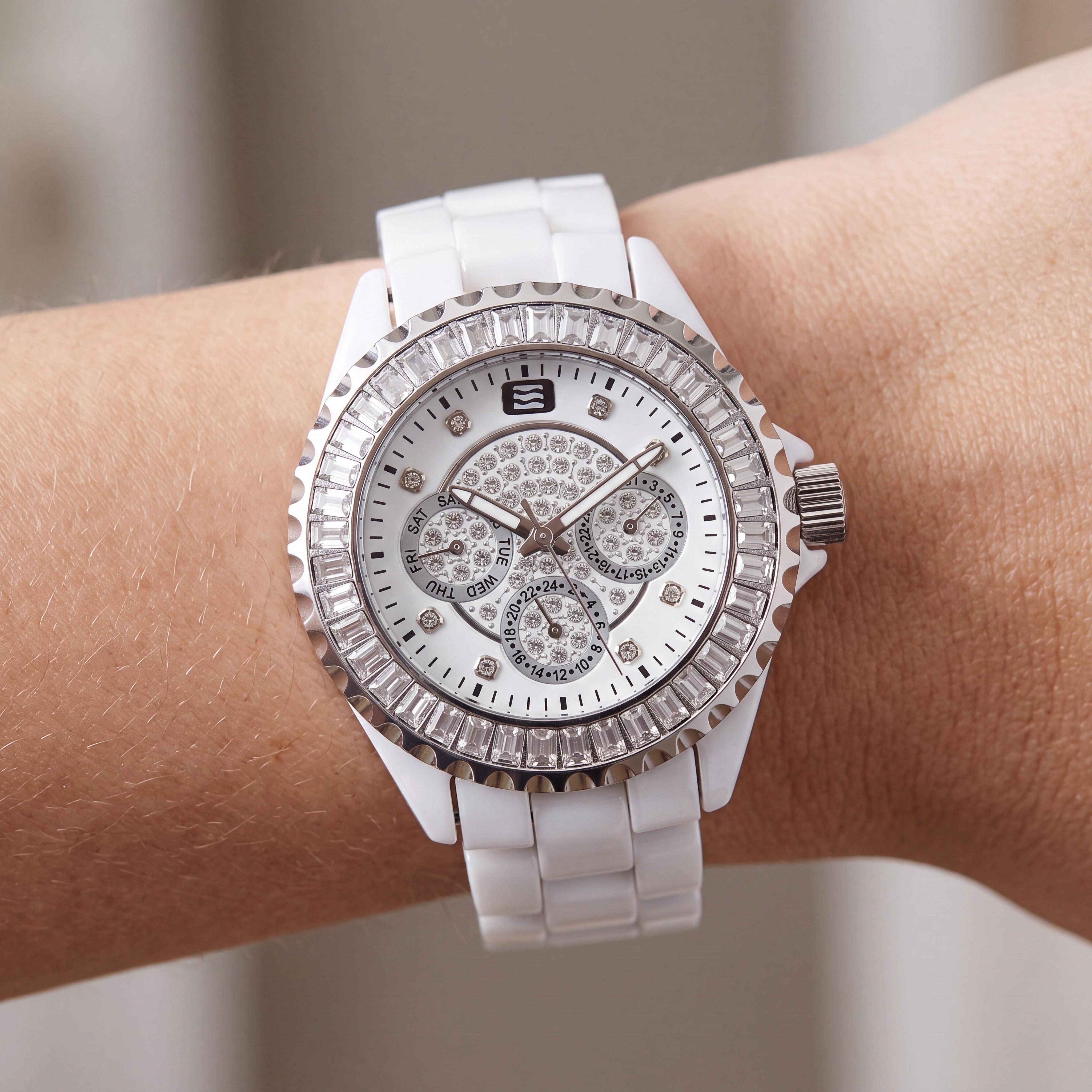 Oceanaut OC0213C Quartz Movement Women's Watch featuring White Case and Dial with Crystals on Bezel and Dial, Photo 4