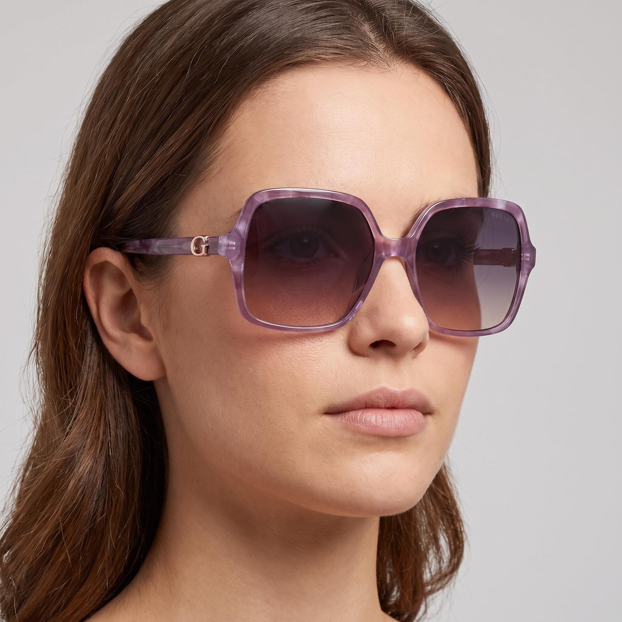 GUESS Moderne Women's Liliac Avana Plastic Frame Sunglasses with Gradient Violet Polycarbonate Lenses 57mm, Photo 4