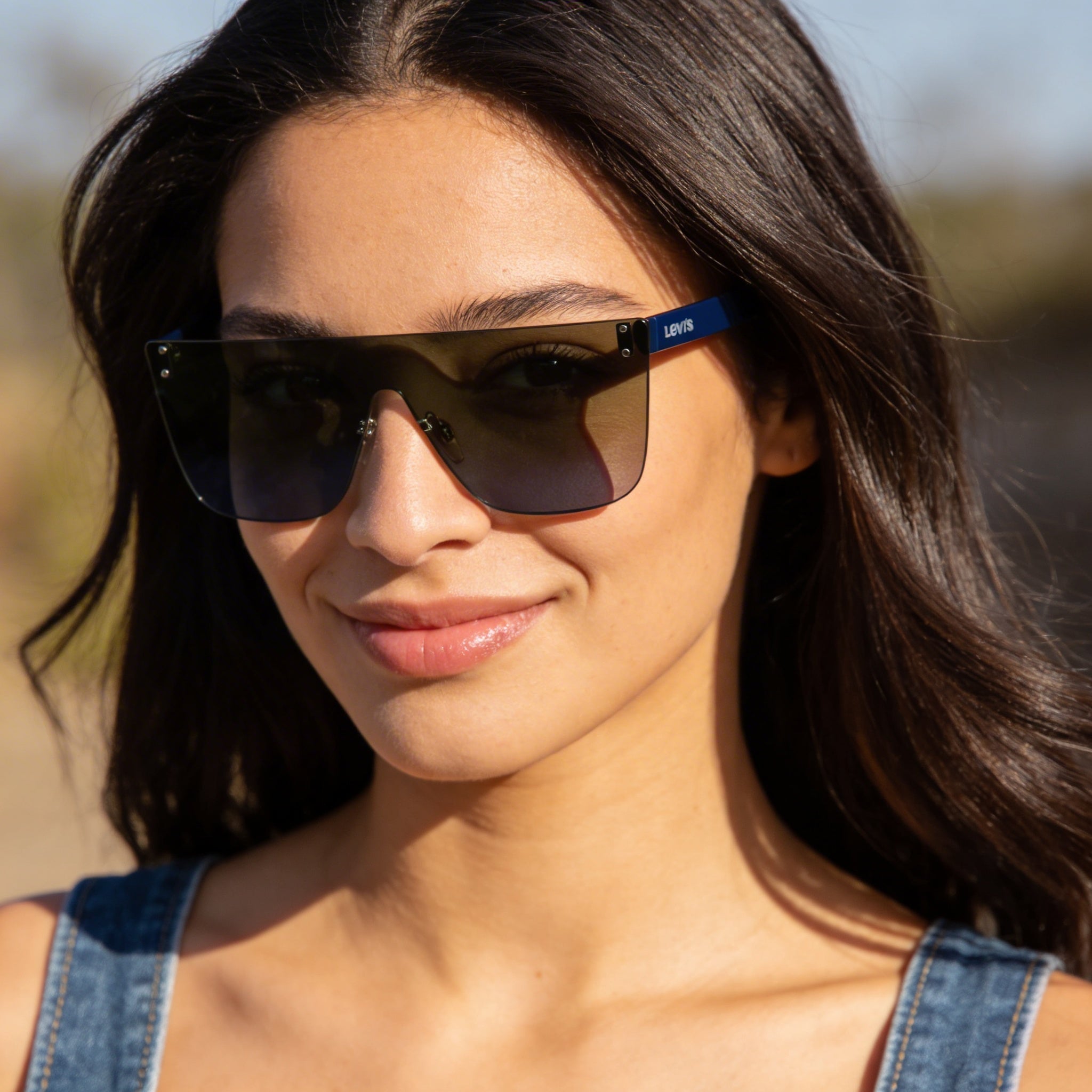 Gafas de sol de temporada Levi's para mujer, poliamida inyectada, verde azulado, espejadas, sin polarizar, protección UV, 99-99-150, Photo 4