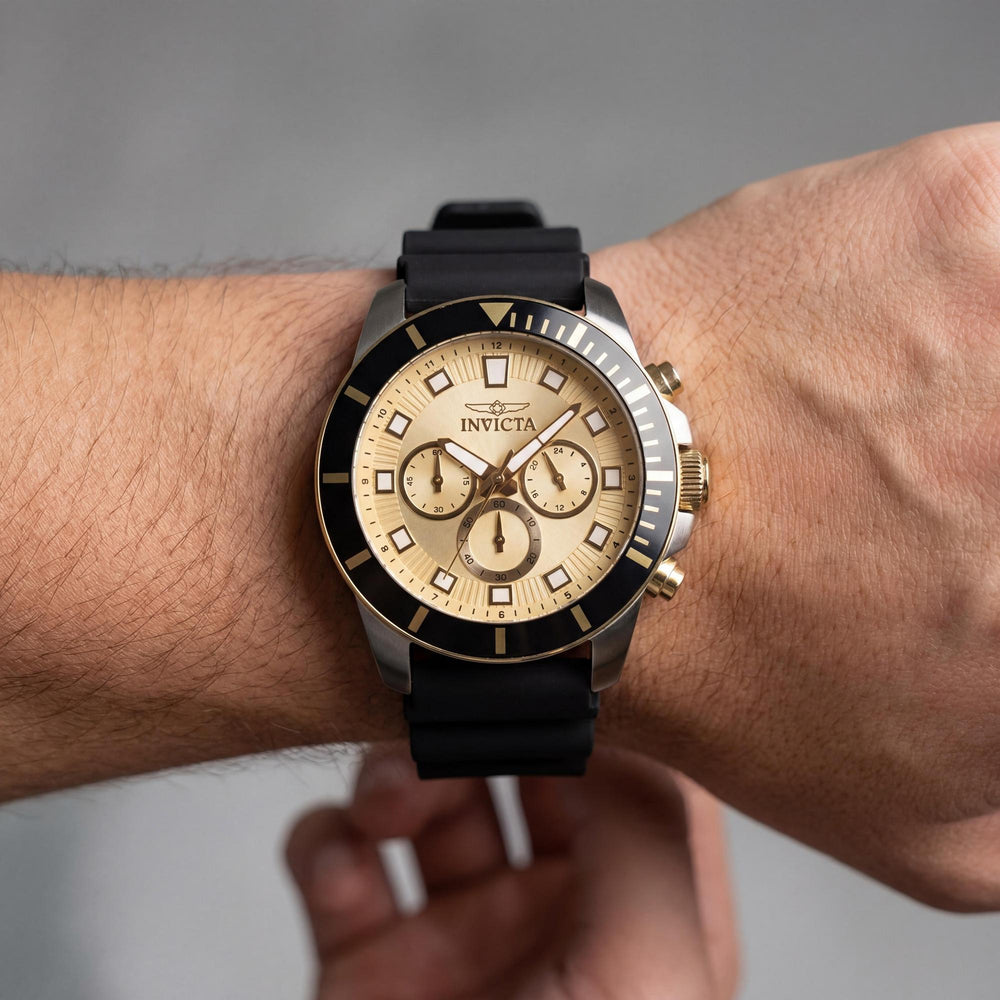 Reloj Invicta Pro Diver IN-46084 para hombre, cronógrafo, esfera dorada, acero inoxidable, silicona negra, 45 mm