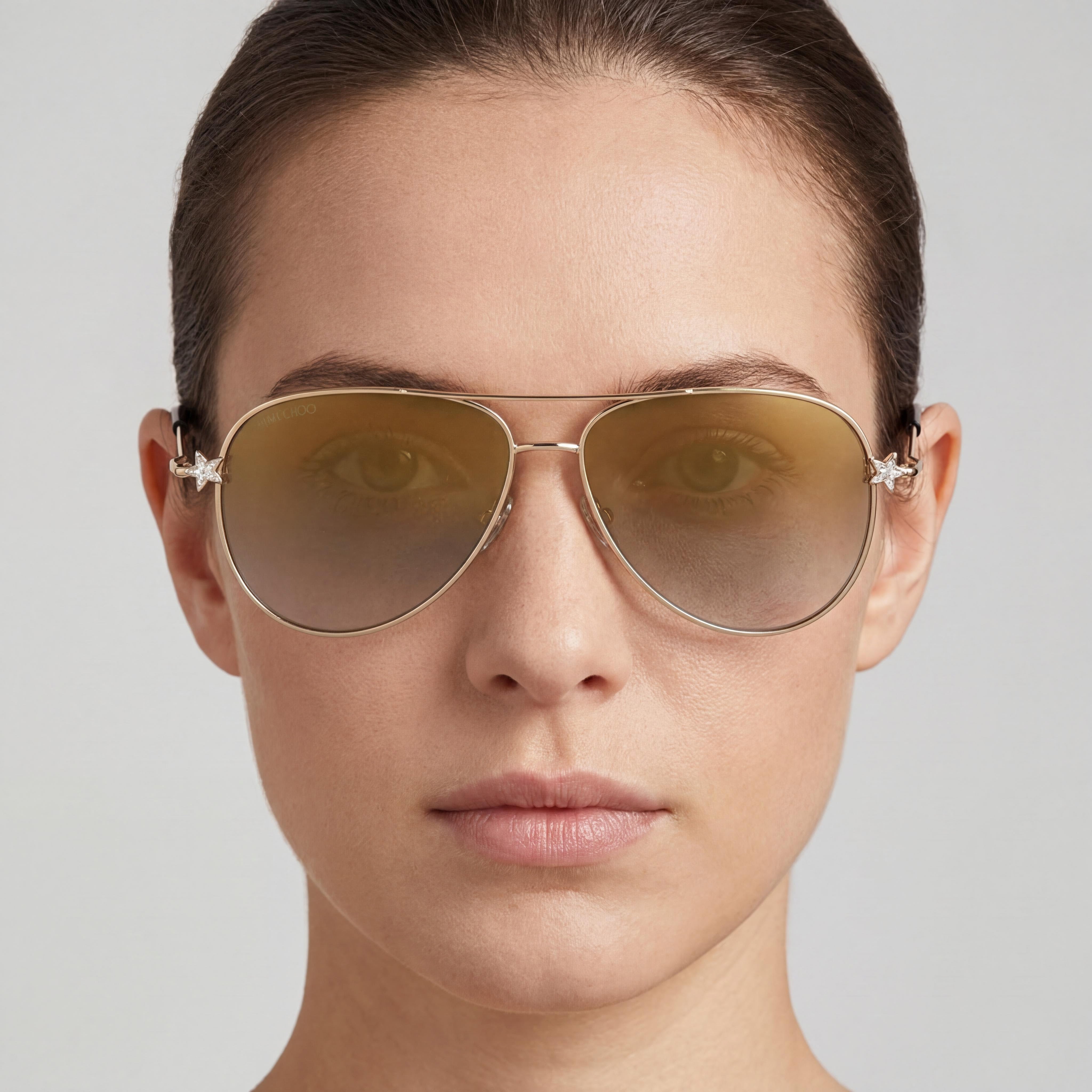 JIMMY CHOO Sansa/S - Gafas de sol estilo piloto para mujer, de acero inoxidable, con cristales y diamantes dorados, degradado dorado, 58 mm, Photo 4