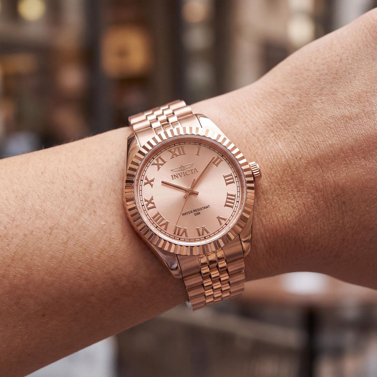 Invicta Specialty 47419 Reloj de cuarzo unisex con esfera dorada rosada y brazalete de acero inoxidable de 36 mm, Photo 3