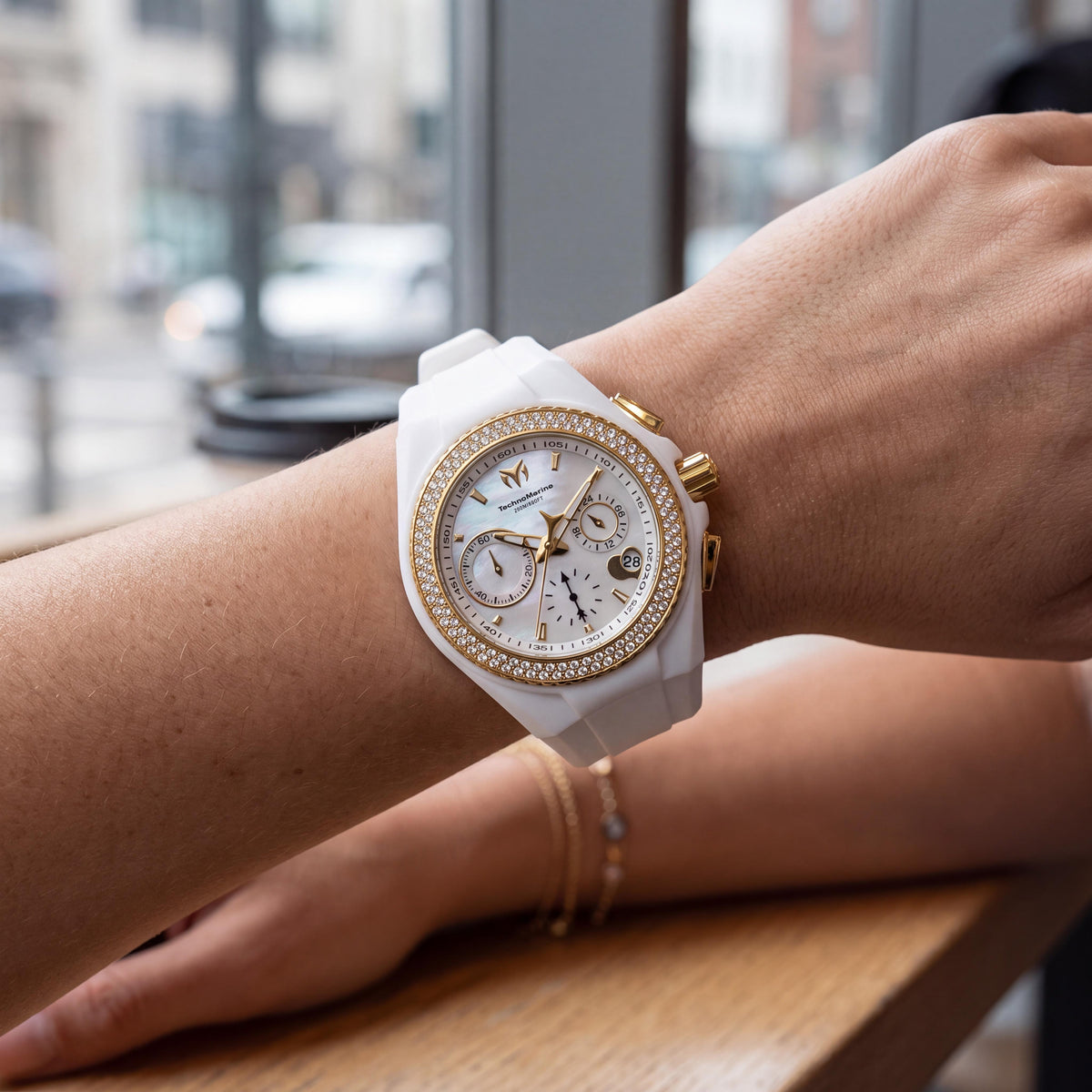TechnoMarine Cruise TM-117046 Women's 40mm Stainless Steel Quartz Watch with Crystal Bezel, White Dial, Photo 4