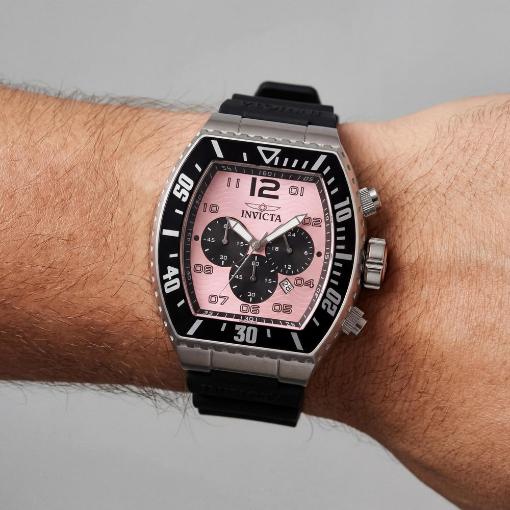 Reloj cronógrafo de cuarzo unisex Invicta Pro Diver 47286, caja de acero inoxidable de 51 mm, esfera rosa, resistente al agua hasta 10 bares.