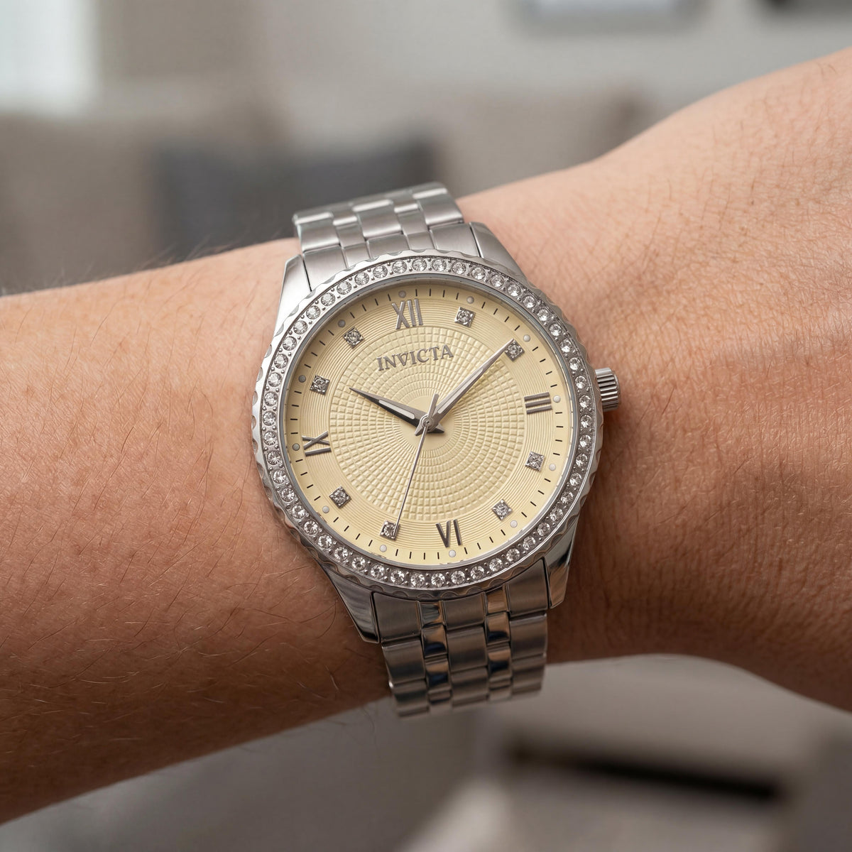 Invicta Specialty 69217 Men's Quartz Watch 40mm Silver Case Stainless Steel Bracelet Beige Dial, Photo 4