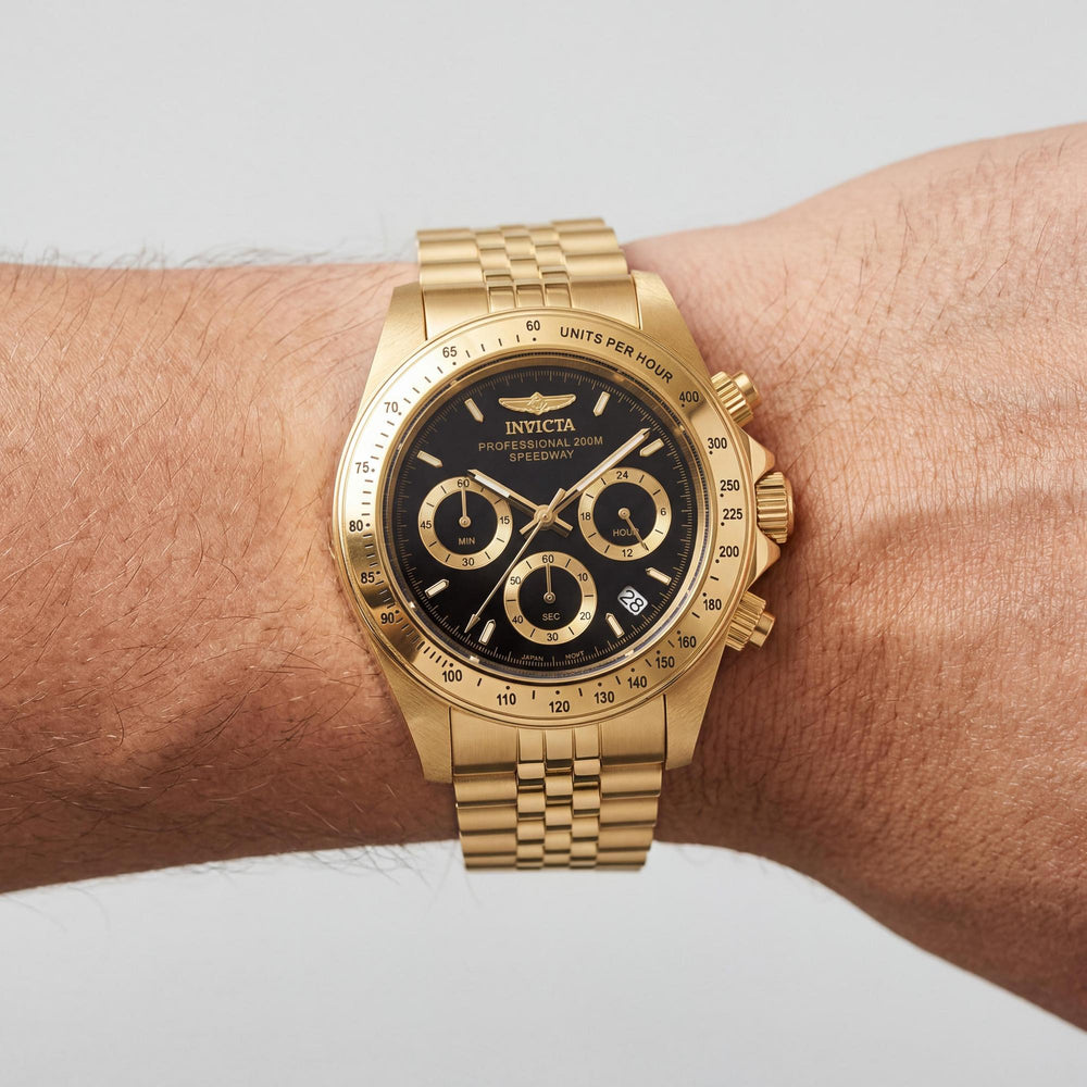 Reloj cronógrafo de cuarzo Invicta Speedway 31001 unisex de acero inoxidable en tono dorado con esfera negra de 39 mm