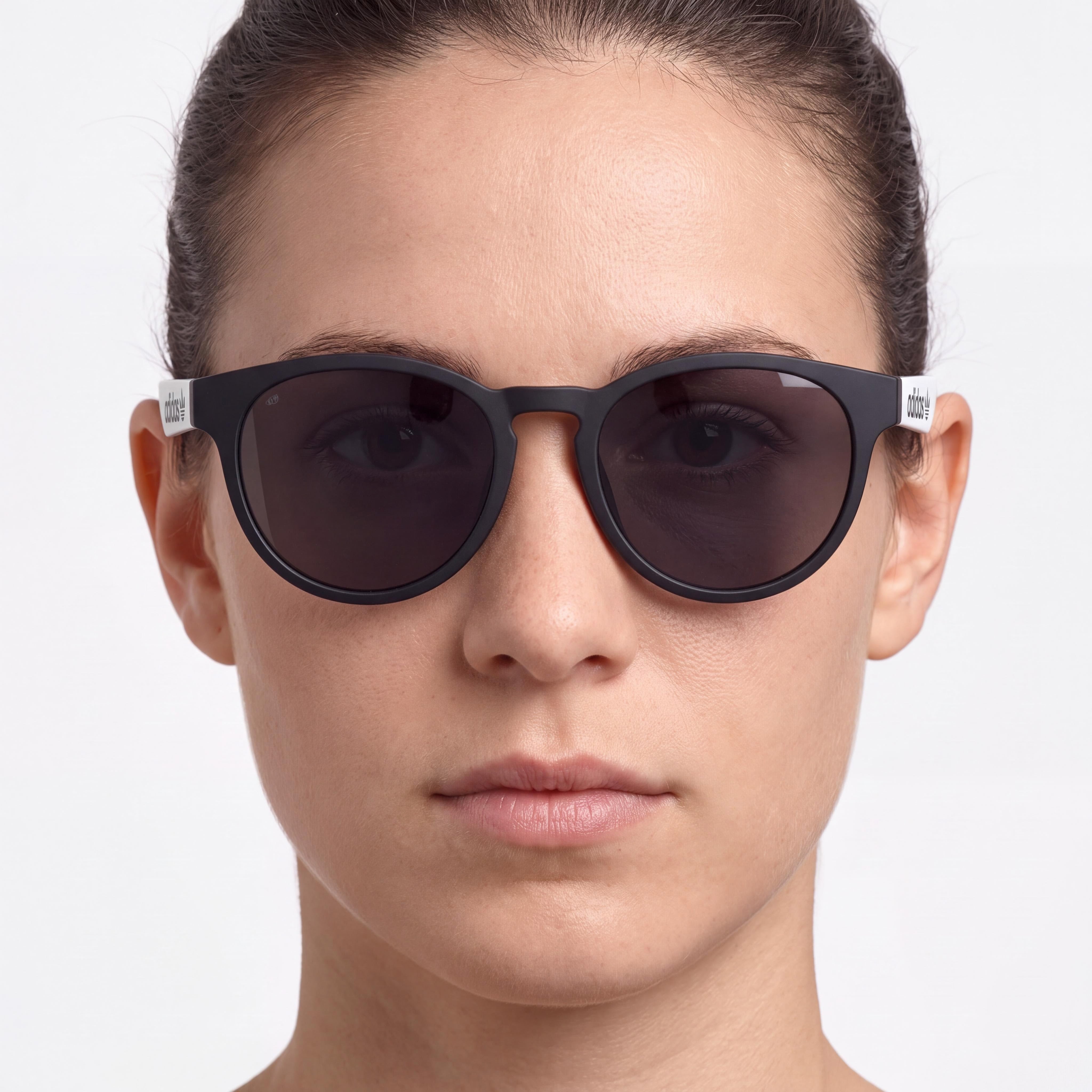 adidas Originals Contemporaneo Unisex Sunglasses, Injected Nero Bianco Frame, Smoke Mirror Lenses, 100% UV Protection, 52mm, Photo 4