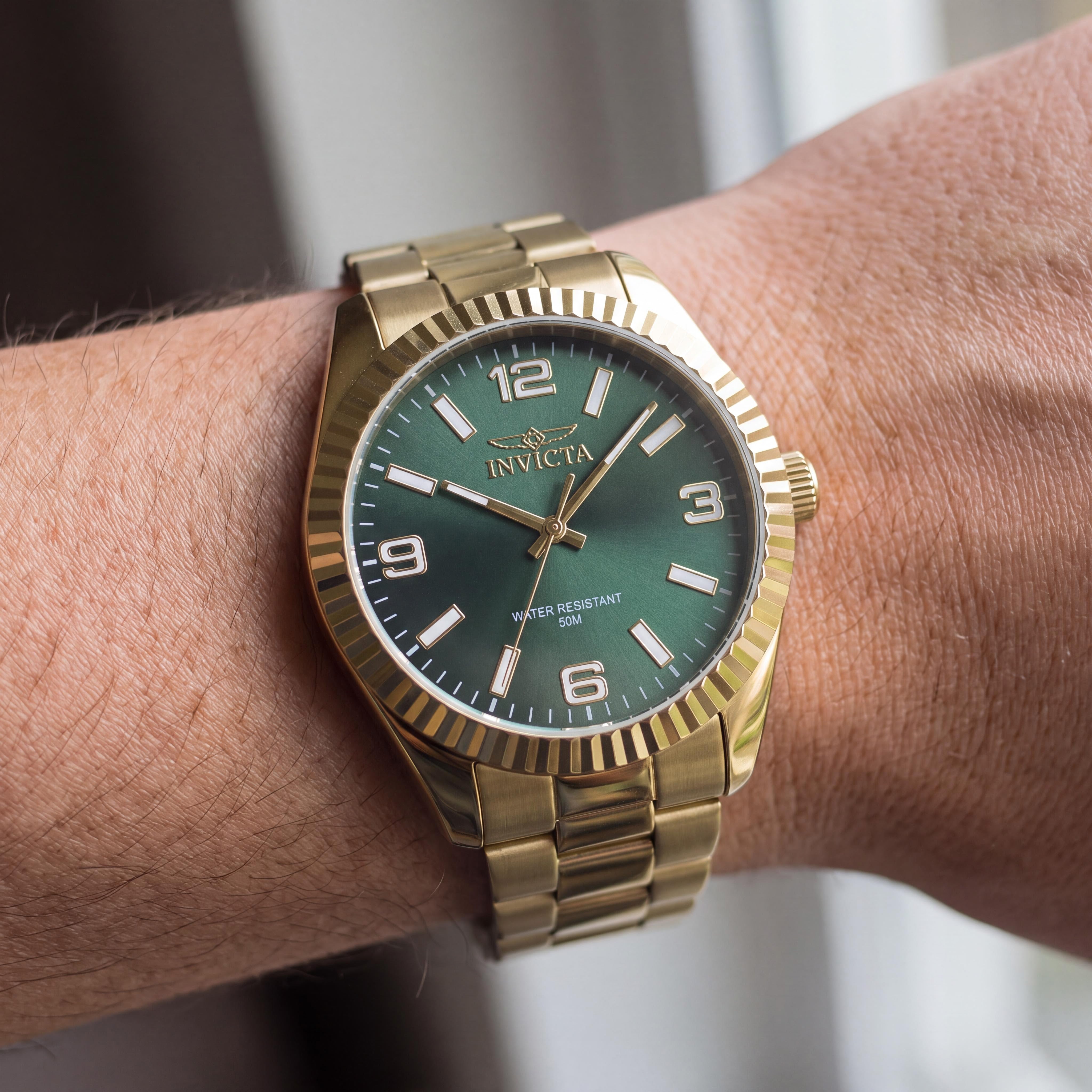 Invicta Specialty 47459 Unisex Stainless Steel Green Dial Bracelet Watch 43mm Water Resistant, Photo 4