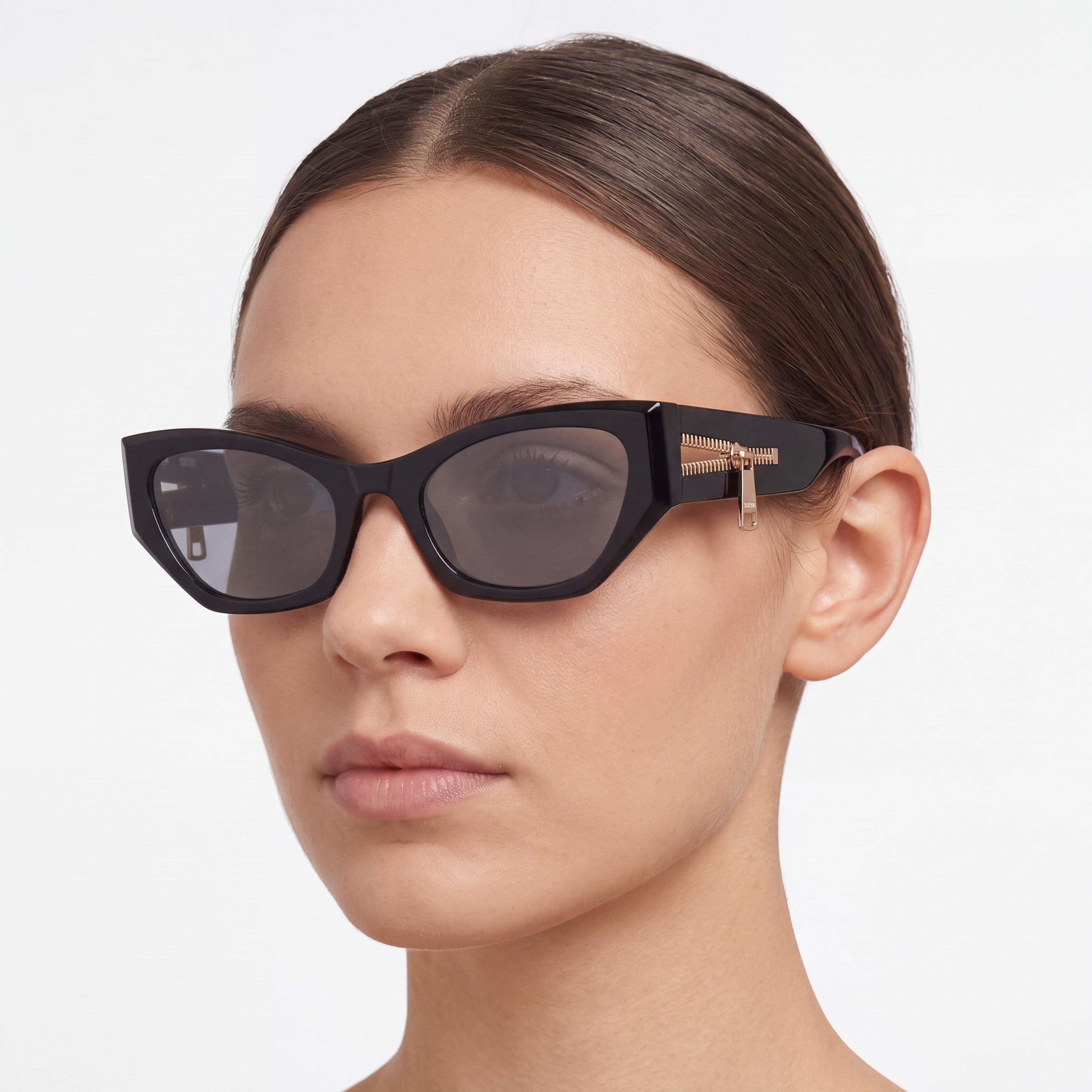 Moschino Casual Women's Lightweight Polyamide Sunglasses Black Dark Grey Frame Black Lens 55mm, Photo 5