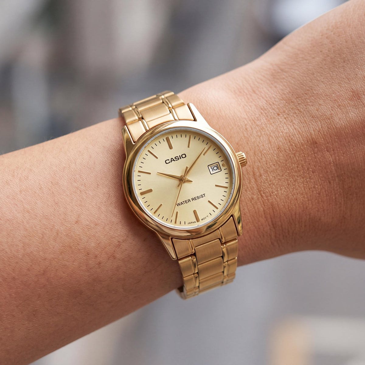 Casio Ltp-V002G-9A Women's Gold Yellow Stainless Steel Bracelet Calendar Watch 25mm, Photo 4