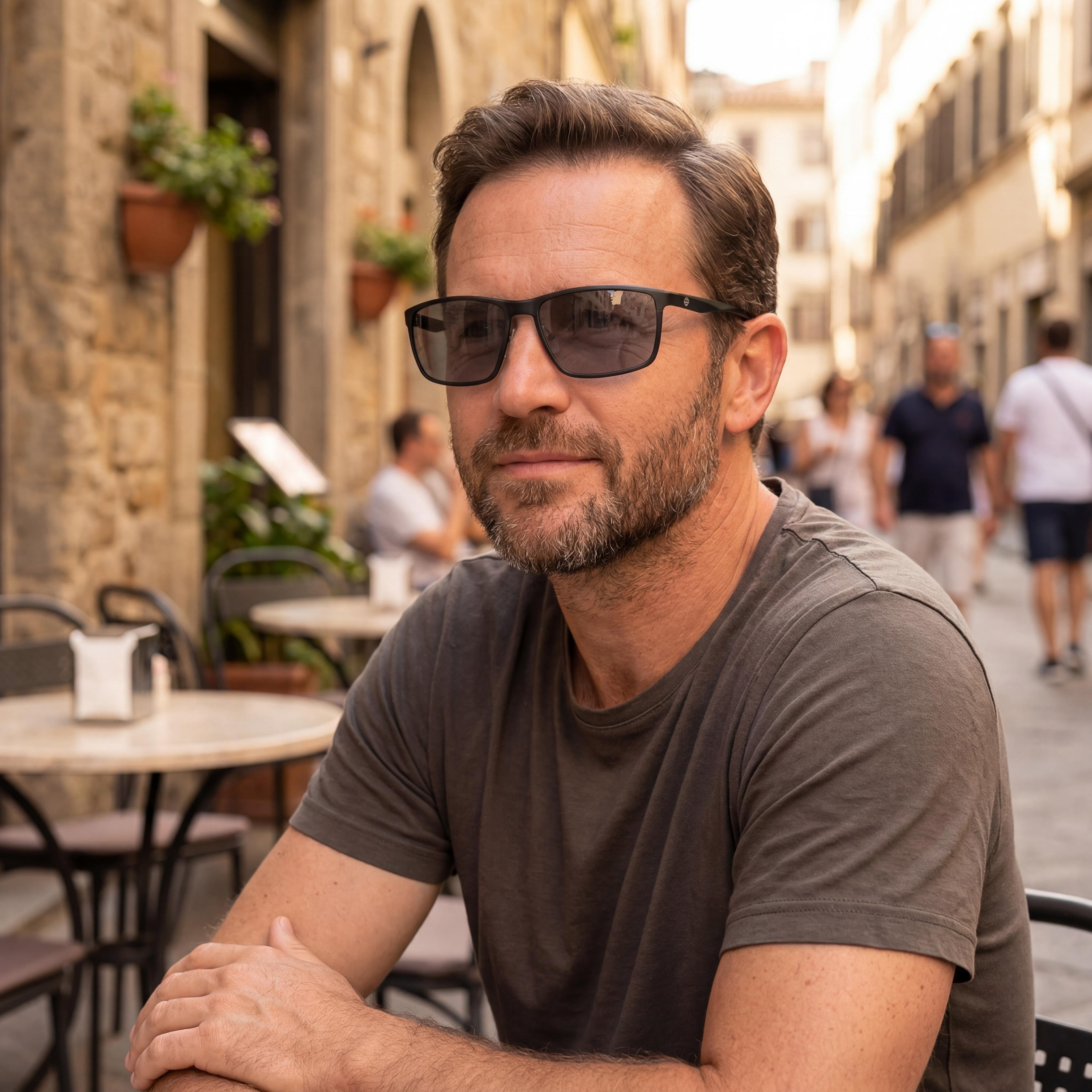 Gafas de sol Harley-Davidson Hd1015x para hombre, armazón de aluminio, color negro mate, lente de policarbonato ahumado con protección UV, 60mm, Photo 5