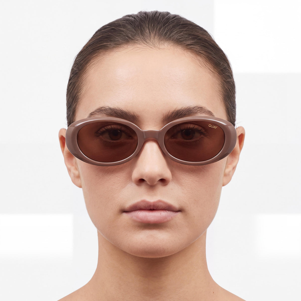 QUAY AUSTRALIA FELT CUTE Women's Round Doe Brown Injection Frame, Brown Lenses, UV Protection, Non-Polarized, 52mm, Photo 5