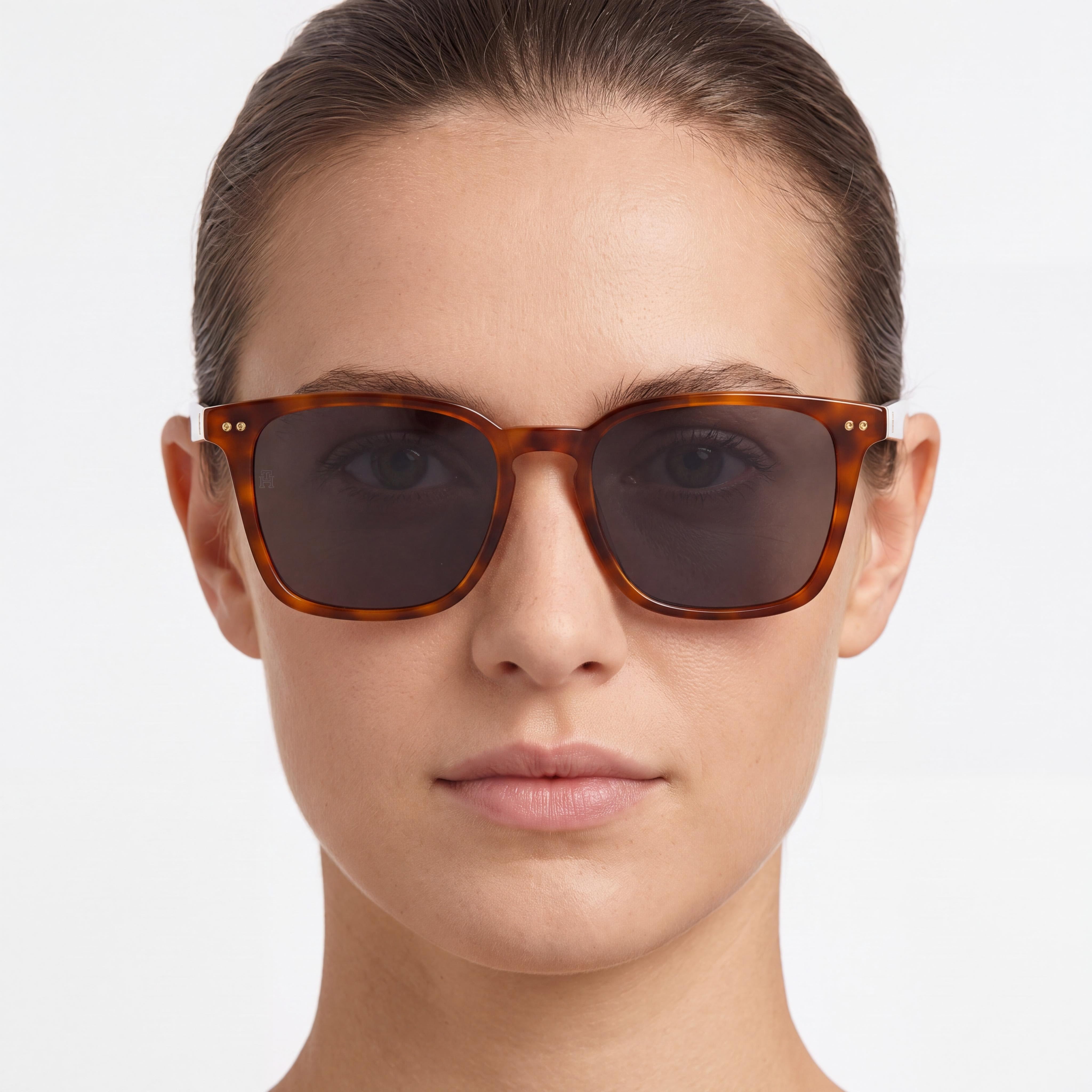 Gafas de sol ligeras Tommy Hilfiger para mujer Th 2158/S rectangulares de acetato en rojo habana con bisagra flexible 52 mm, Photo 3