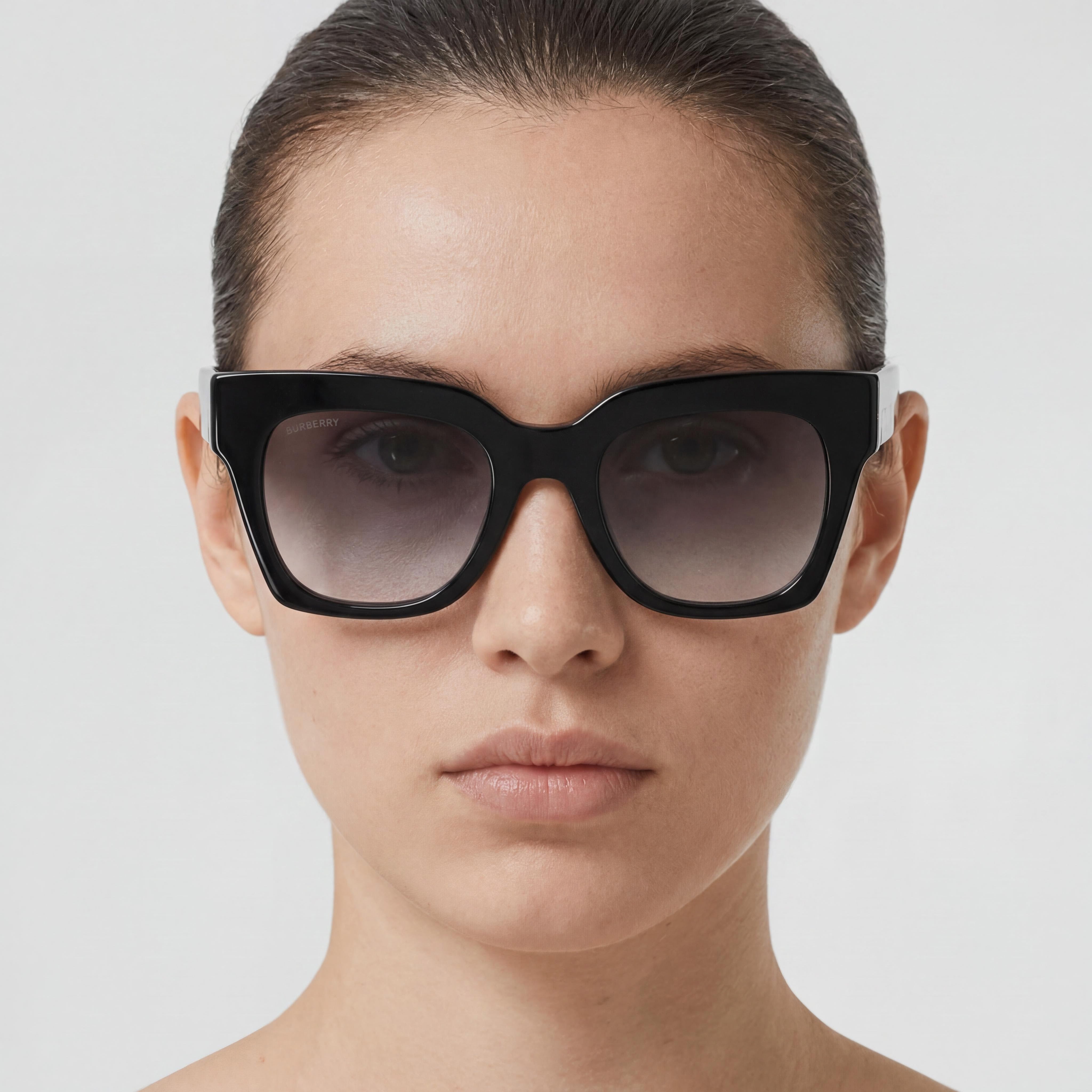 Gafas de sol Burberry Be4364 Kitty con montura ojo de gato negra para mujer, lentes con protección UV en degradado negro de 49 mm, Photo 3