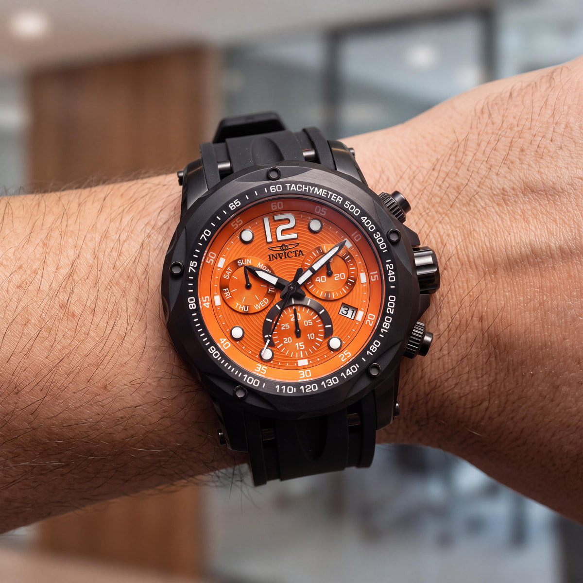Invicta Speedway 48909 Reloj de cuarzo unisex de 51 mm de acero inoxidable con esfera naranja, Photo 4
