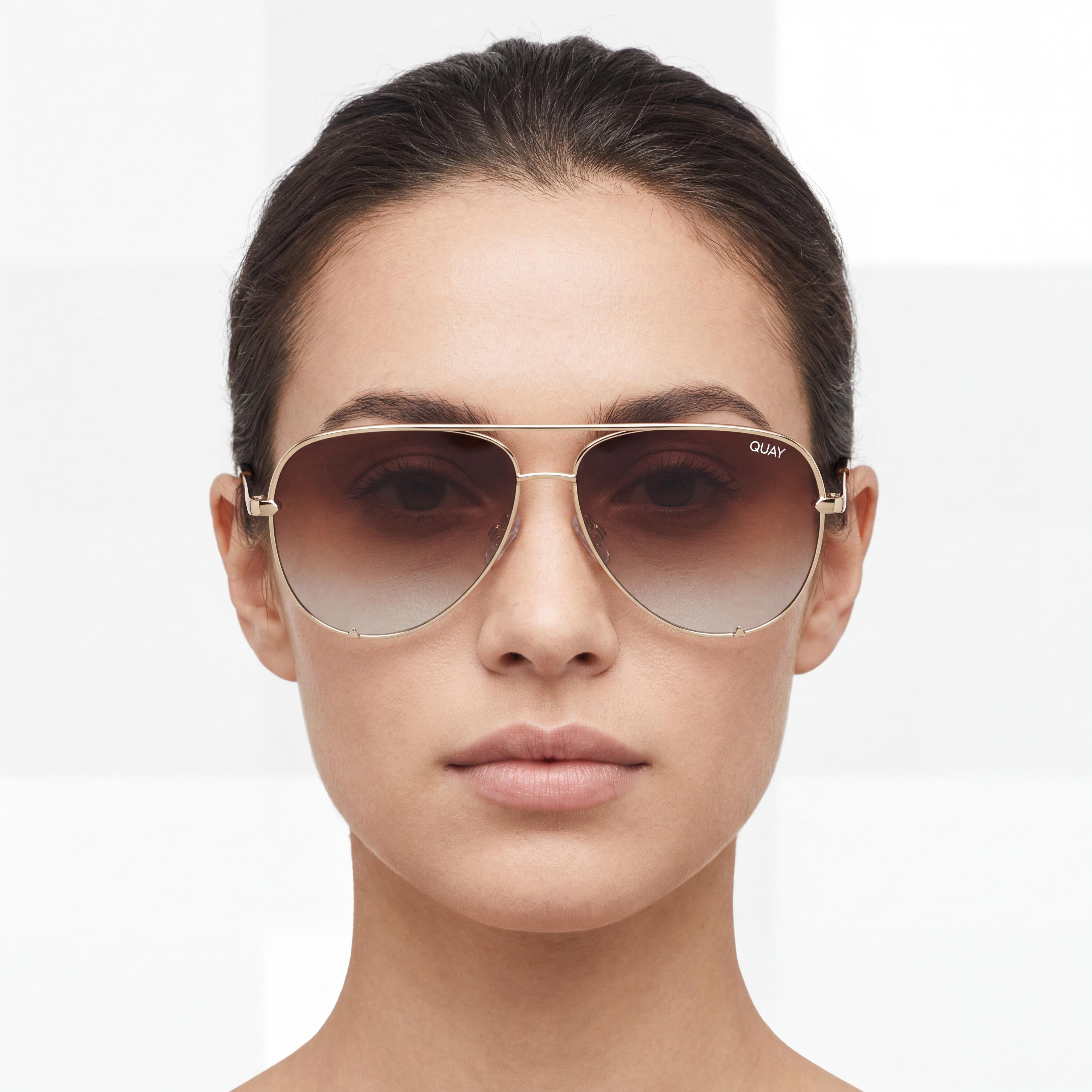 Gafas de sol QUAY AUSTRALIA High Key grandes de metal dorado con montura marrón degradada y lentes polarizadas marrón degradado con protección UV para mujer, Photo 4