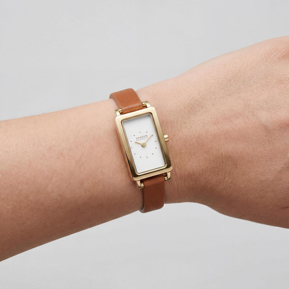 SKAGEN DINAMARCA Reloj Hagen Lille para mujer, de cuarzo, de 22 mm, con caja rectangular de acero inoxidable dorado y piel marrón
