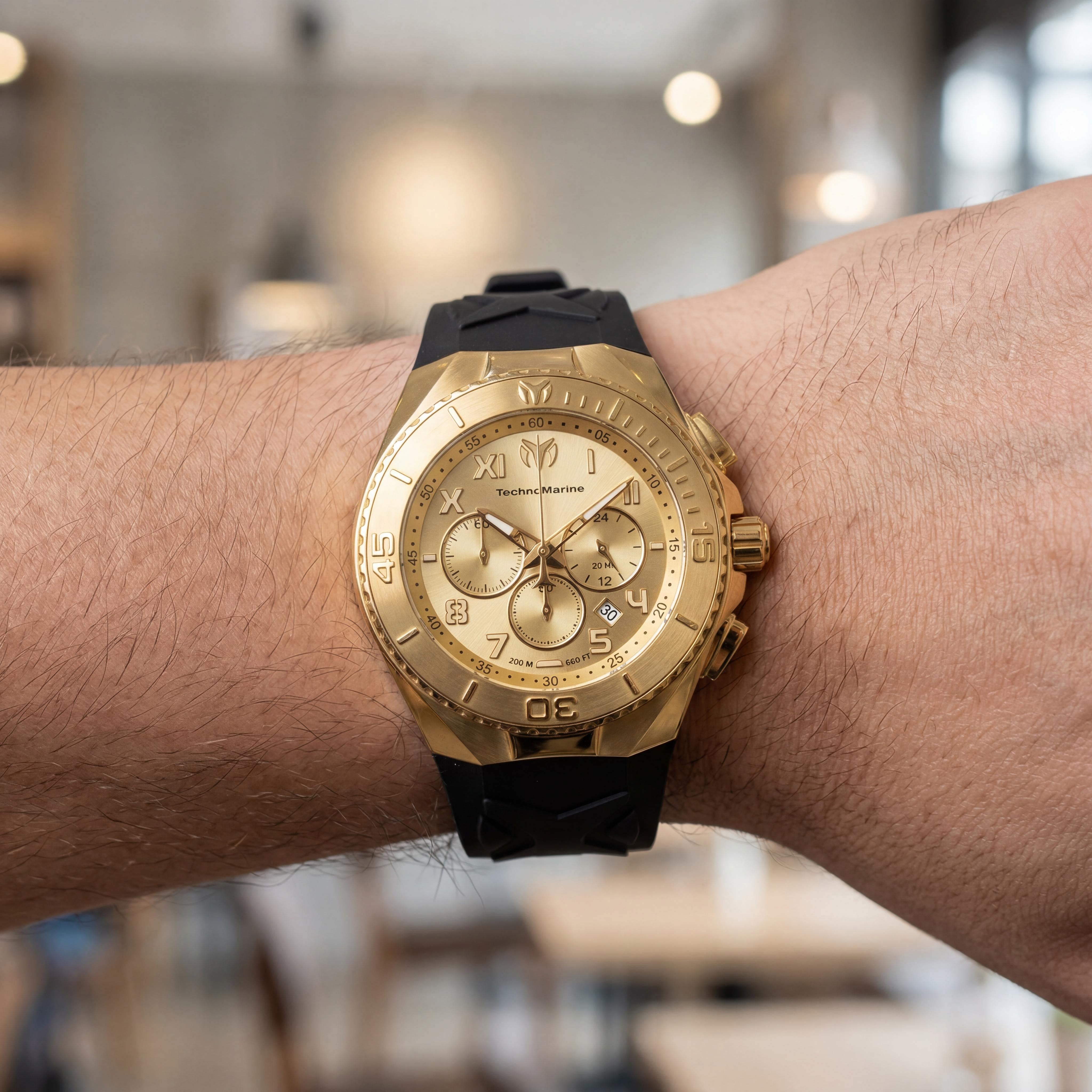 TechnoMarine Manta TM-225005 Men's Quartz Wrist Watch featuring a Gold Dial & 48mm Stainless Steel Case, Photo 4
