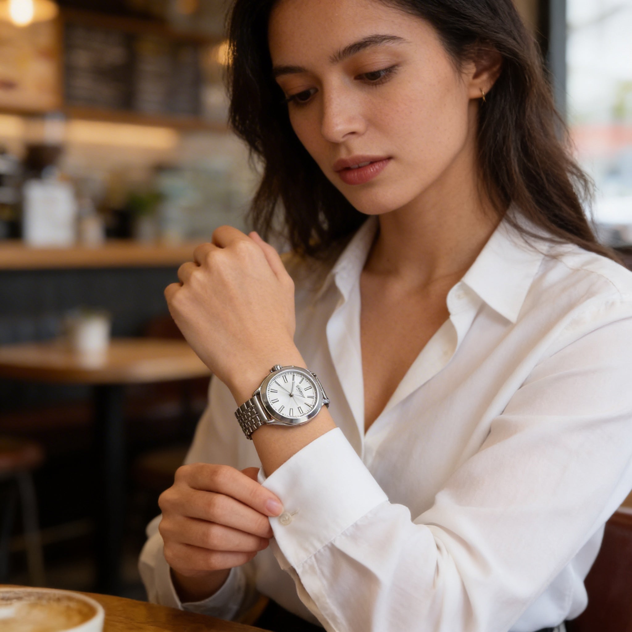 Reloj de cuarzo Invicta Wildflower 48915 para mujer, de acero inoxidable, de 32 mm, con esfera plateada y pulsera de eslabones., Photo 3