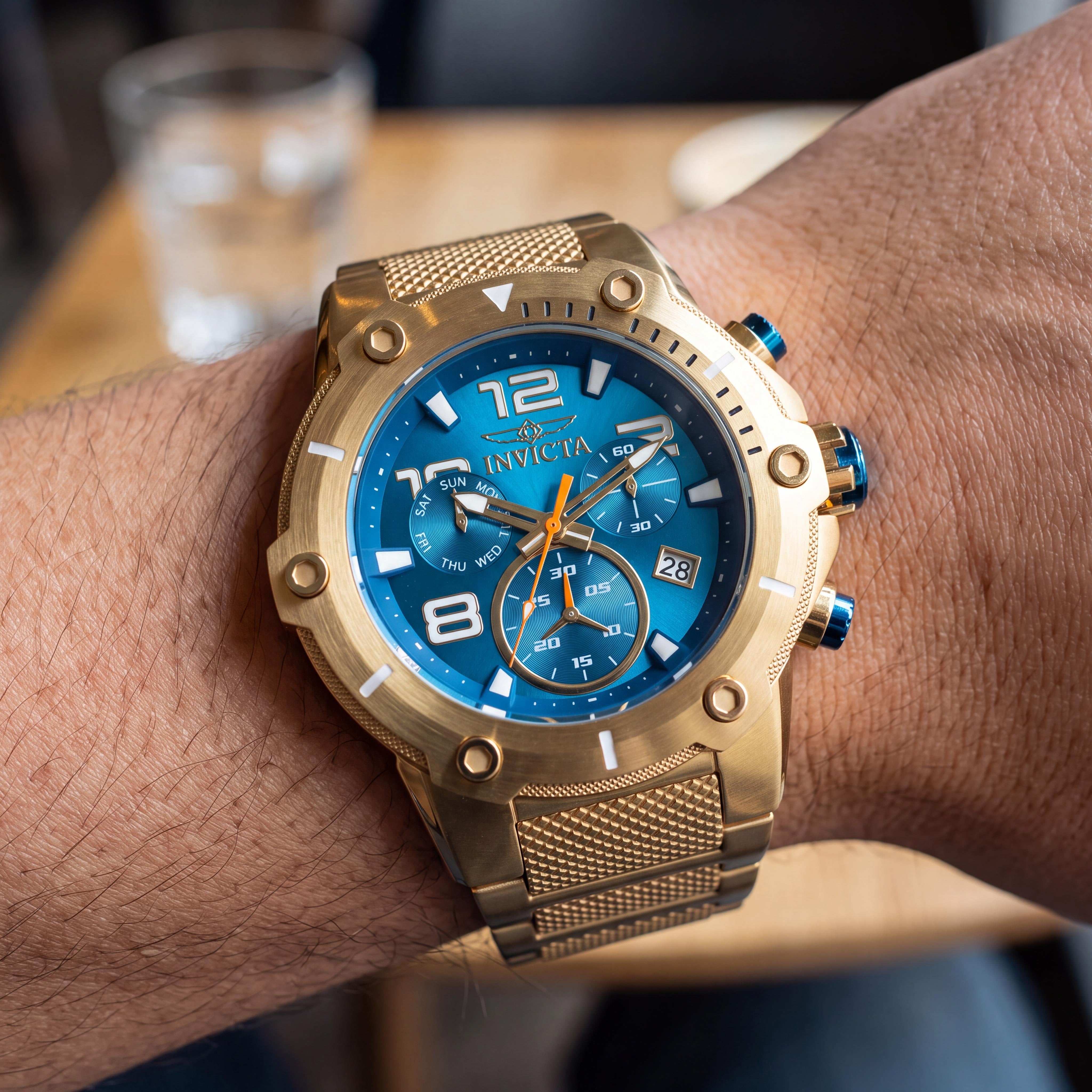 Invicta Speedway 19532 Unisex Chronograph Watch, Gold Ion-Plated Stainless Steel, Blue Dial, Quartz, 51mm, Photo 3
