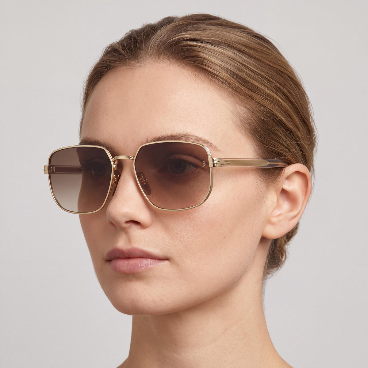 Gafas de sol Beckham Db 7121/G/S de mujer con montura de acero inoxidable en dorado, piedra de cristal con efecto ahumado marrón y sin protección UV de 60 mm, Photo 4