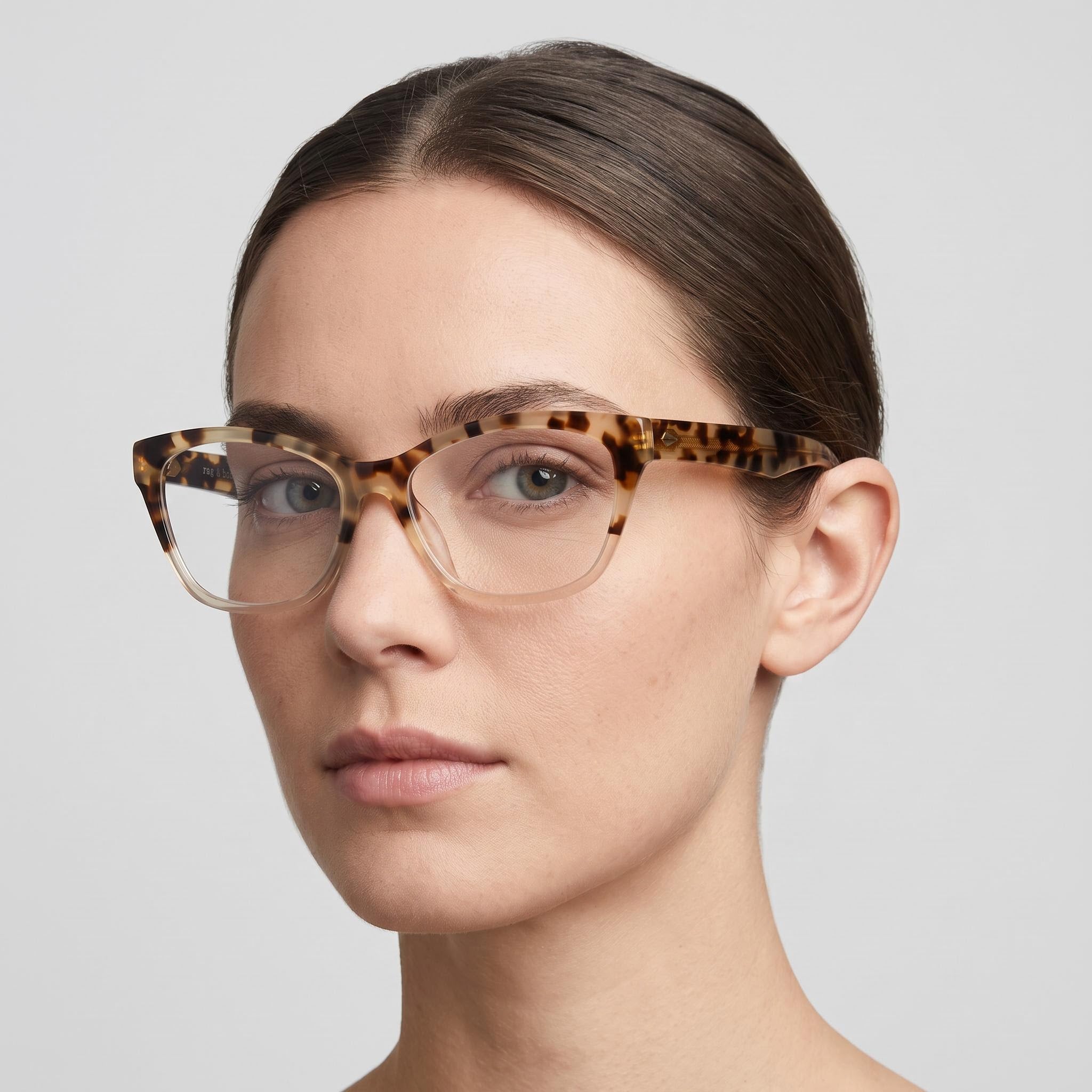 Gafas de sol modernas para mujer rag & bone con montura inyectada Havana y lentes de policarbonato no polarizadas de 52 mm, Photo 4
