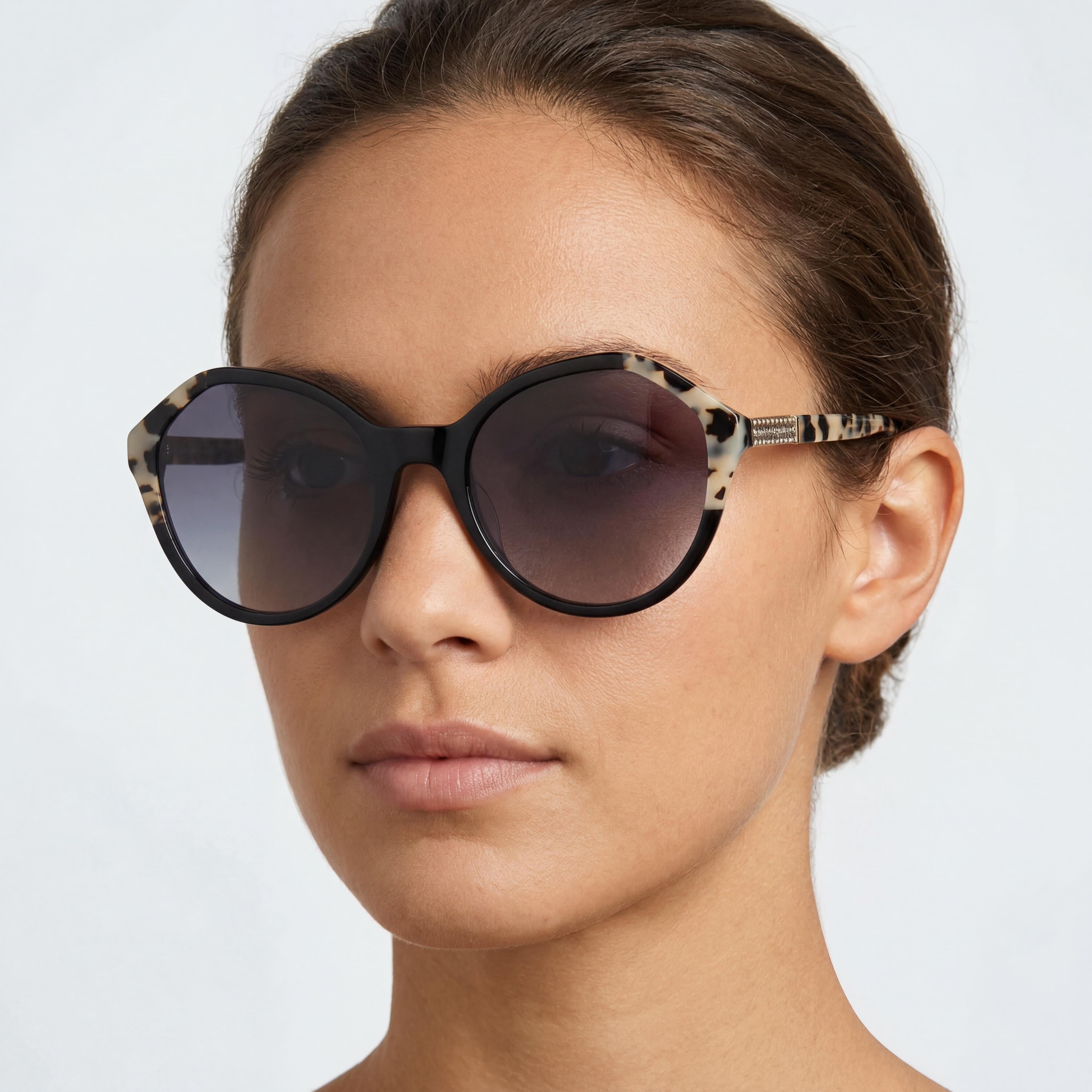 Gafas de sol redondas geométricas de mujer kate spade new york de plástico negro con protección UV de 54 mm, Photo 5