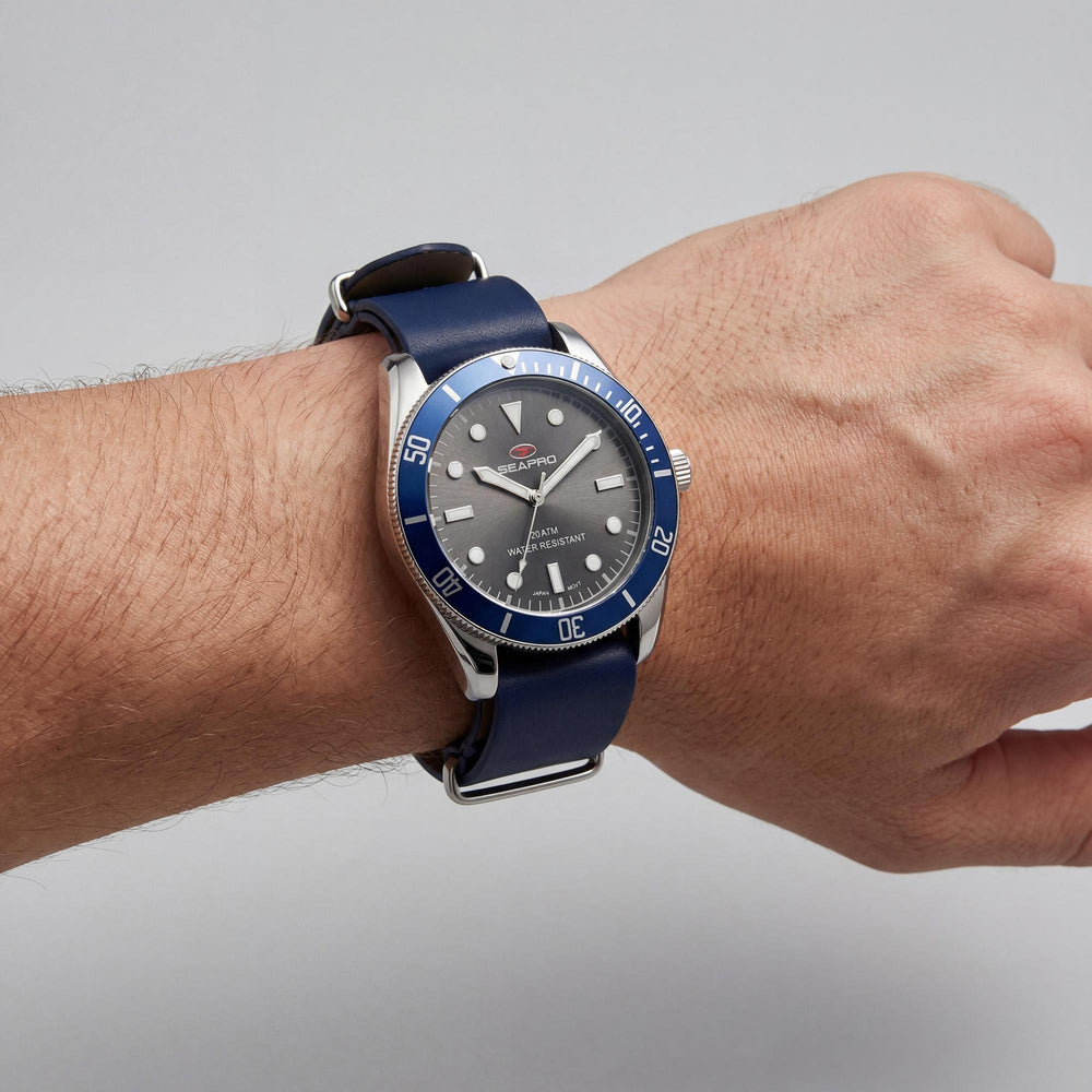 Reloj Seapro para hombre con movimiento de cuarzo, esfera gris, mineral resistente a arañazos, resistente al agua hasta 20 ATM/200 m.