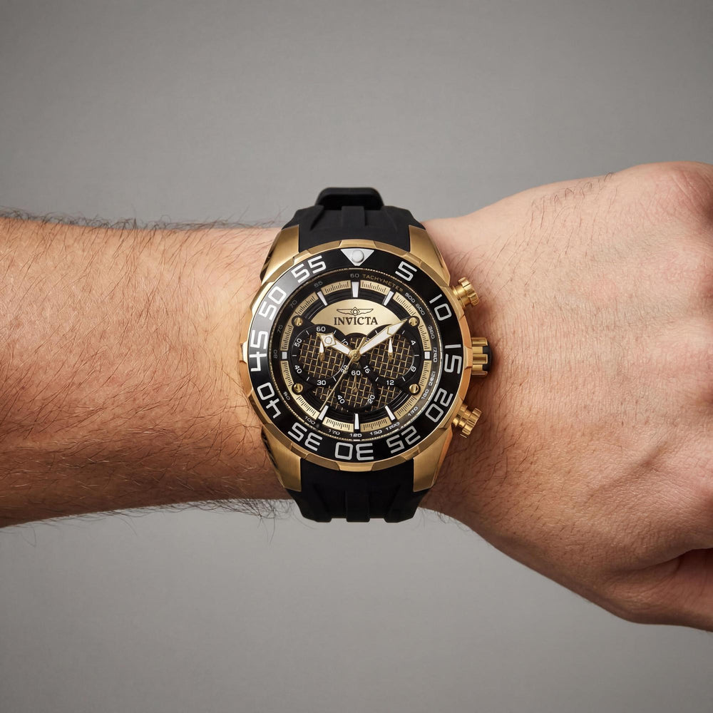 Cronógrafo Invicta Speedway SCUBA Collection para hombre, acero inoxidable en tono dorado negro, resistente al agua, luminoso, 50 mm
