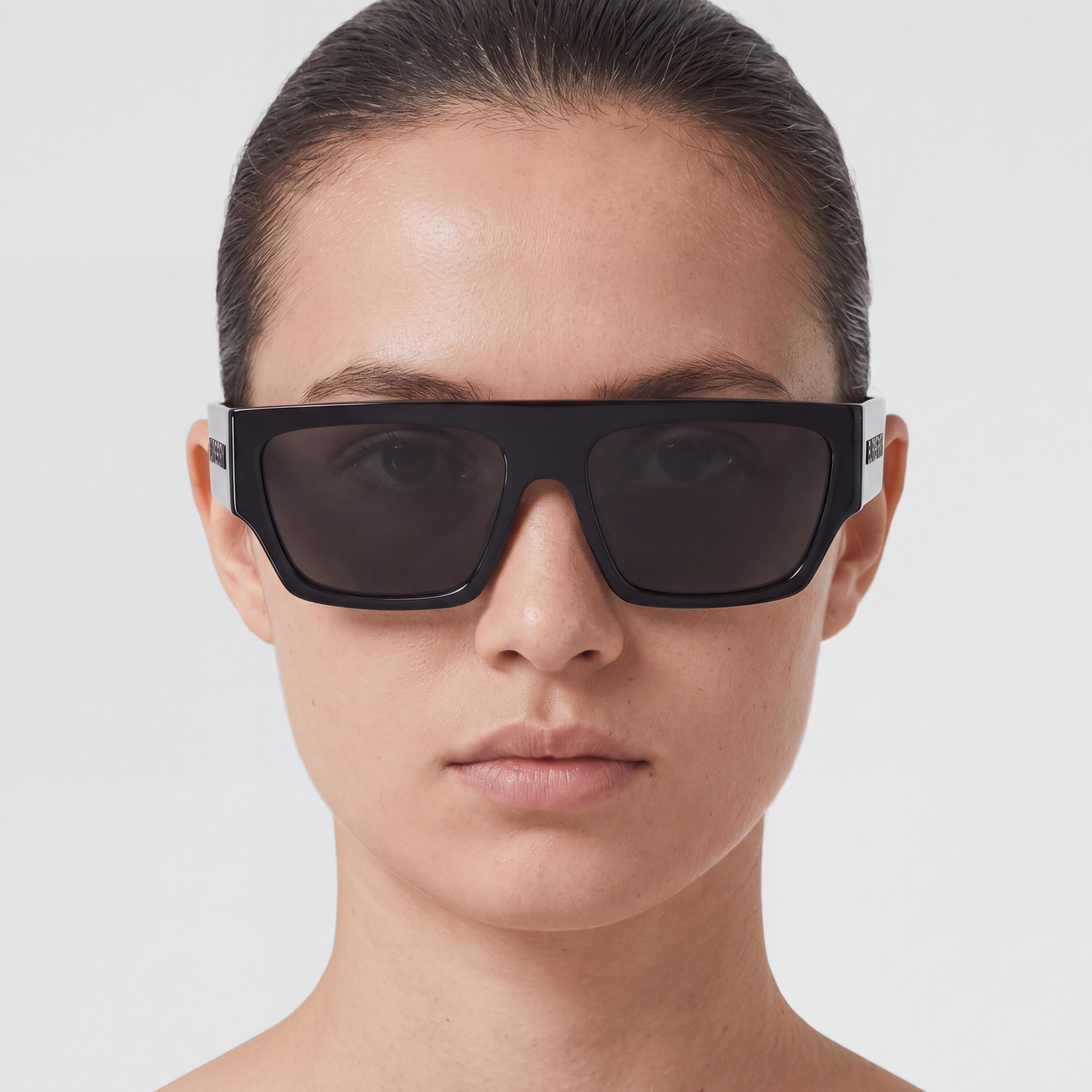 BURBERRY Classic Women's Multicolour Plastic Frame Sunglasses, Dark Grey Lenses, UV Protection, 58mm, Prescription-Ready, Photo 3