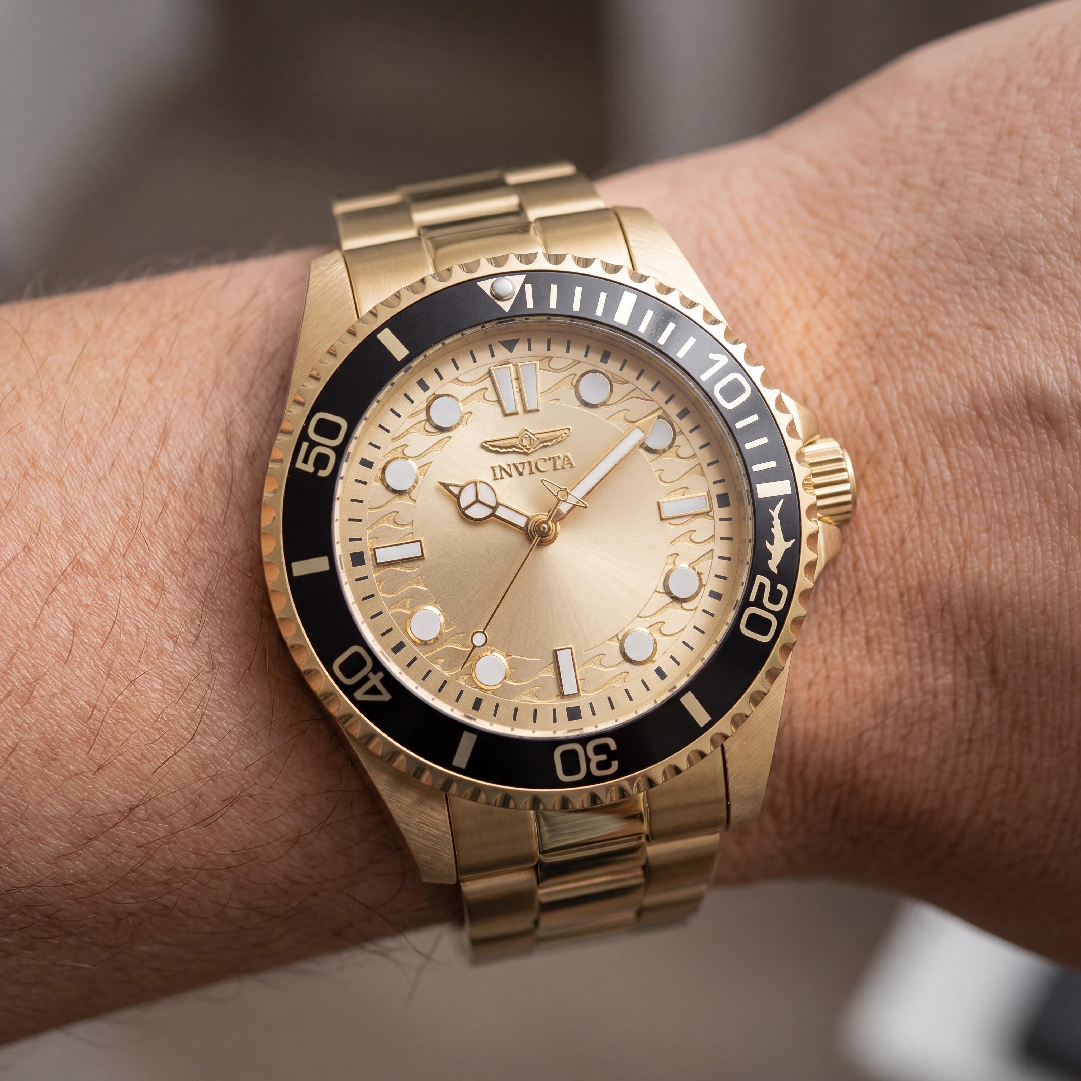 Invicta Pro Diver 49700 Men's Gold-Tone Stainless Steel Quartz Watch, 43mm, 100M WR, Mineral Crystal, Photo 4