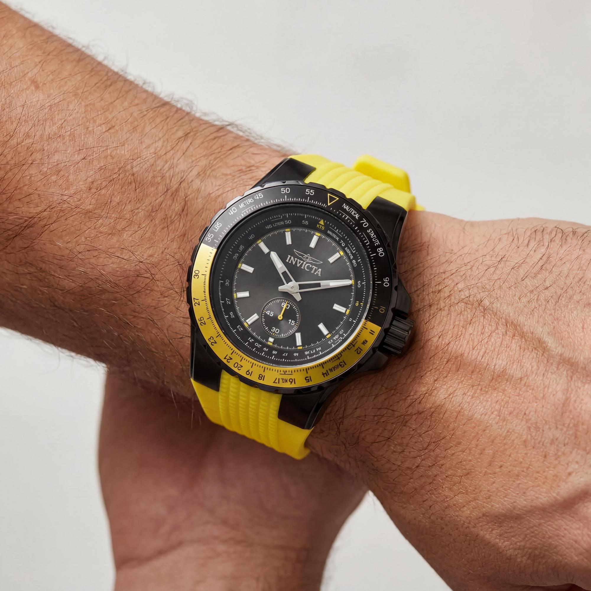 Invicta Aviator 49301 Men's Quartz 50mm Stainless Steel Watch with Grey Dial & Silicone Strap, Photo 3
