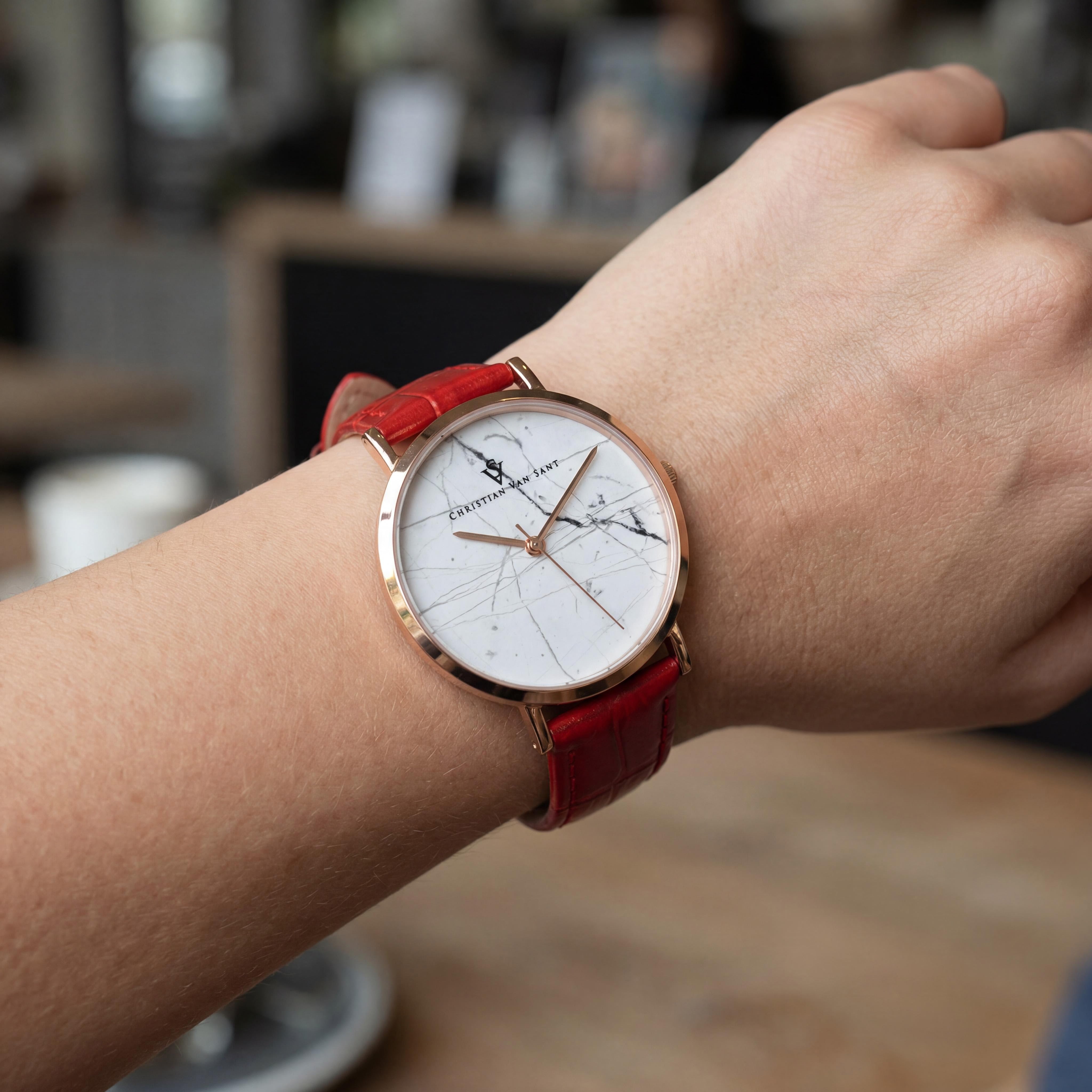 Reloj Christian Van Sant para mujer Lotus de cuarzo con esfera blanca, caja de acero inoxidable y correa de cuero de 34 mm, Photo 4