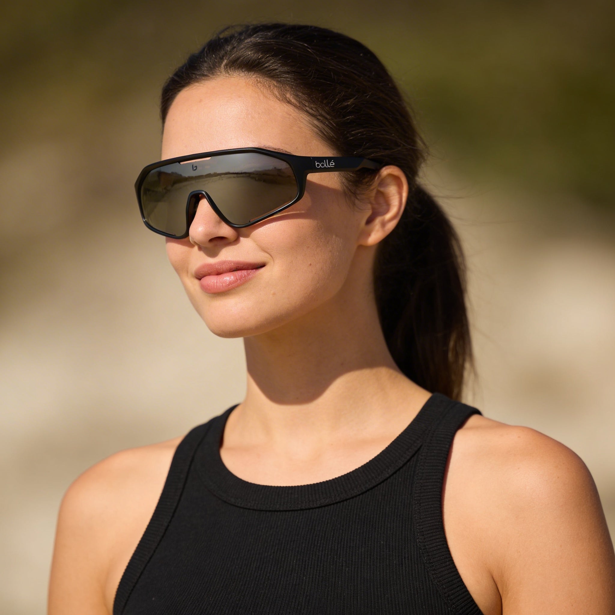 bollé Unisex-adult Black Matte Gold Nylon Frame, Black Gold Polycarbonate Non-Polarized UV Protection Sunglasses, Photo 4