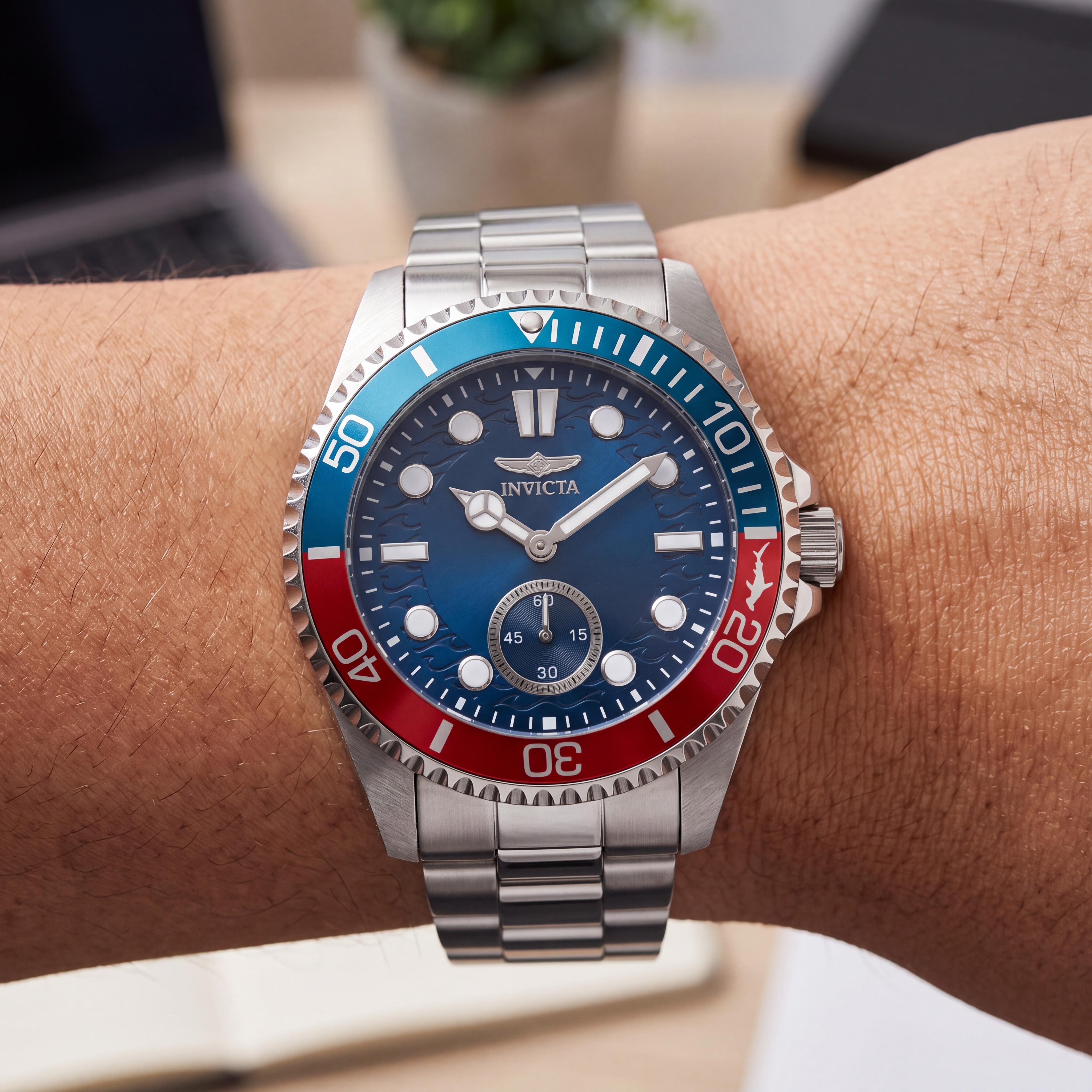 Invicta Pro Diver 49436 Reloj de Cuarzo para Hombre de Acero Inoxidable con Esfera Azul, 43mm, Resistente al Agua 10 ATM, Photo 4