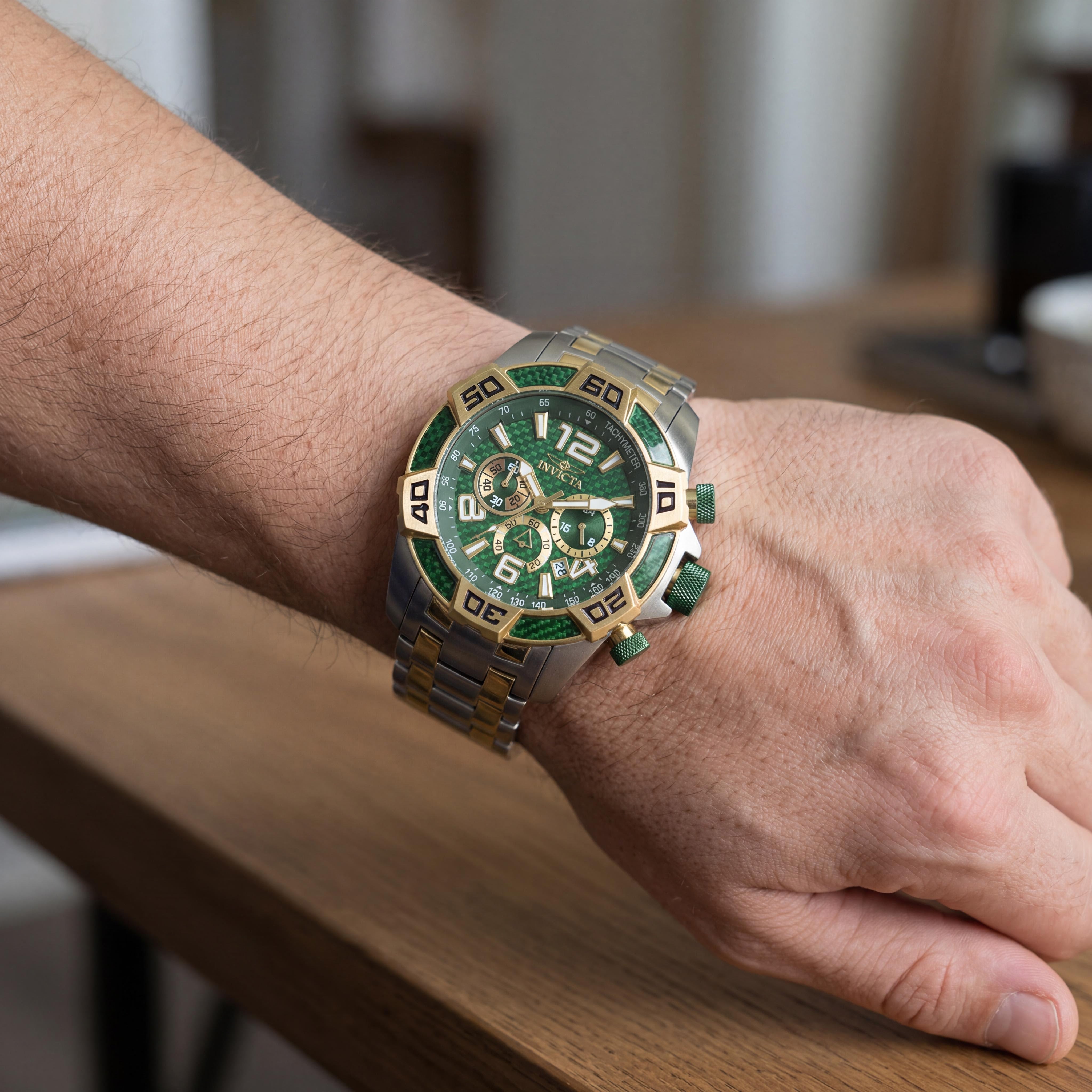 Invicta Men's 25852 Pro Diver Chronograph Gold Tone Stainless Steel Green Dial Luminous Quartz Watch 50mm Case, Photo 4
