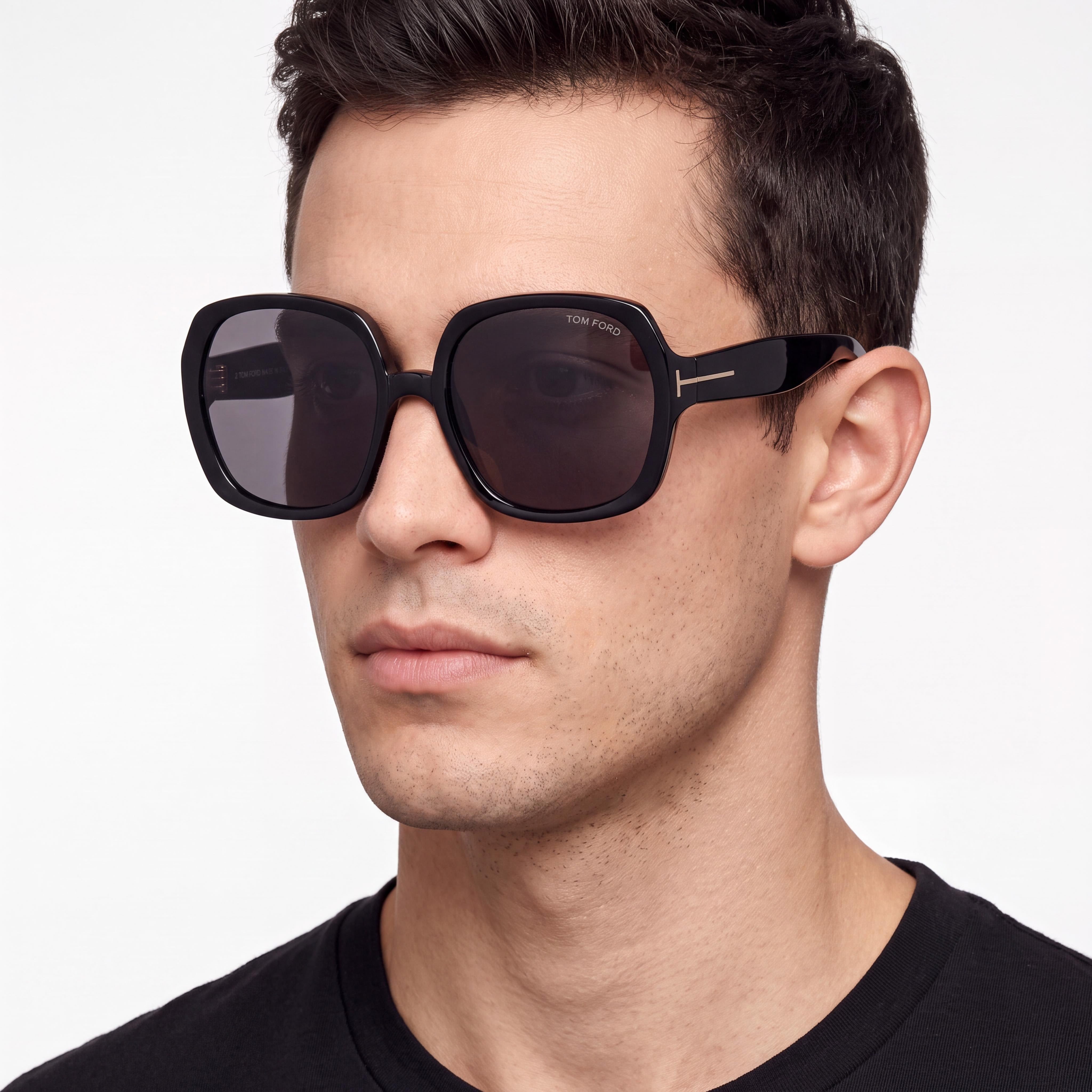 Gafas de sol unisex clásicas Tom Ford con montura de plástico negro brillante, lentes polarizadas ahumadas de 60 mm, Photo 4