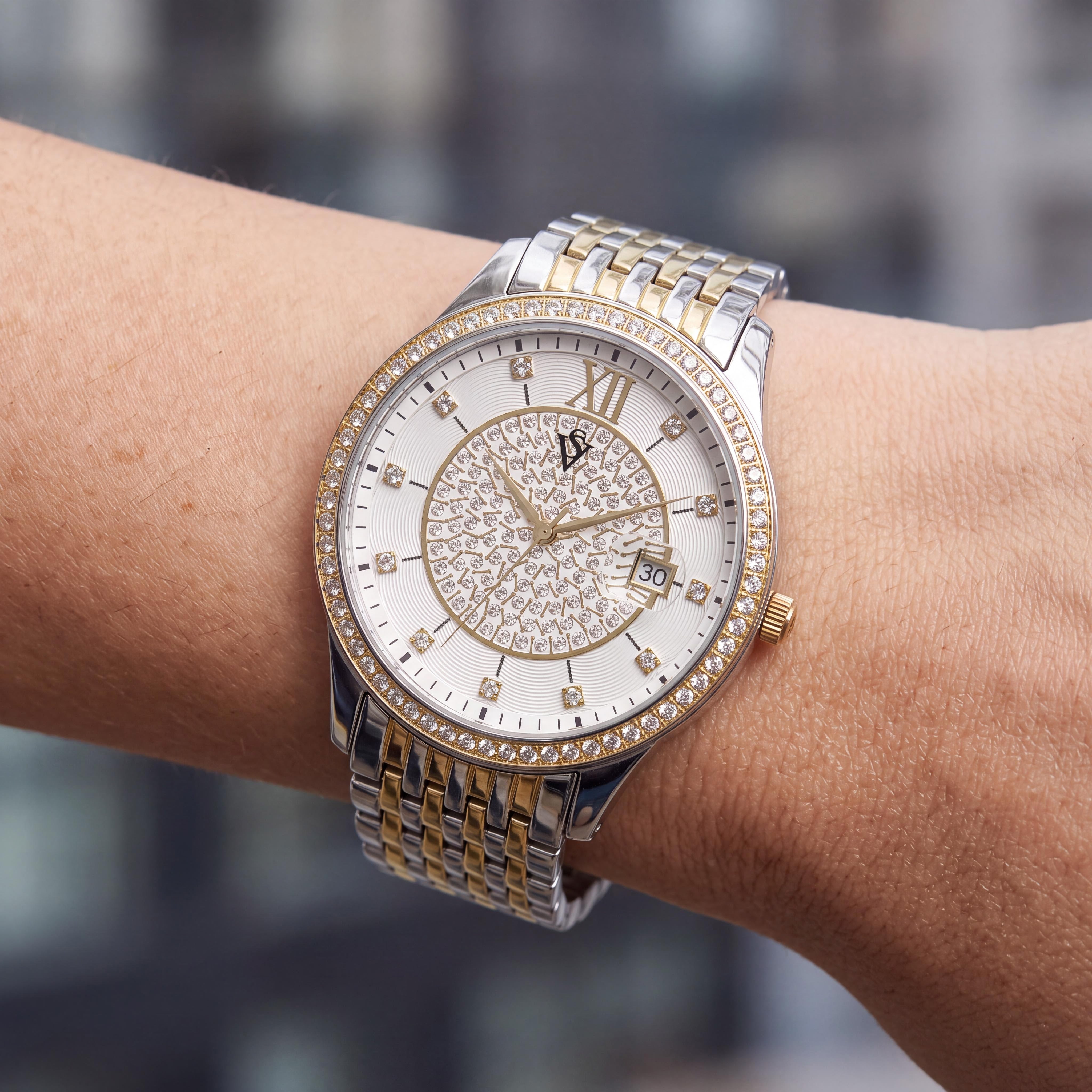 Christian Van Sant Women's Carla CV0481 Stainless Steel Case & Bracelet Quartz Watch with White Dial, Photo 4
