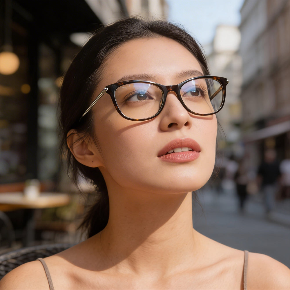 Gafas Lacoste Modern L2863 para mujer, listas para graduar, con montura de acetato havana y lentes transparentes de demostración de 53 mm