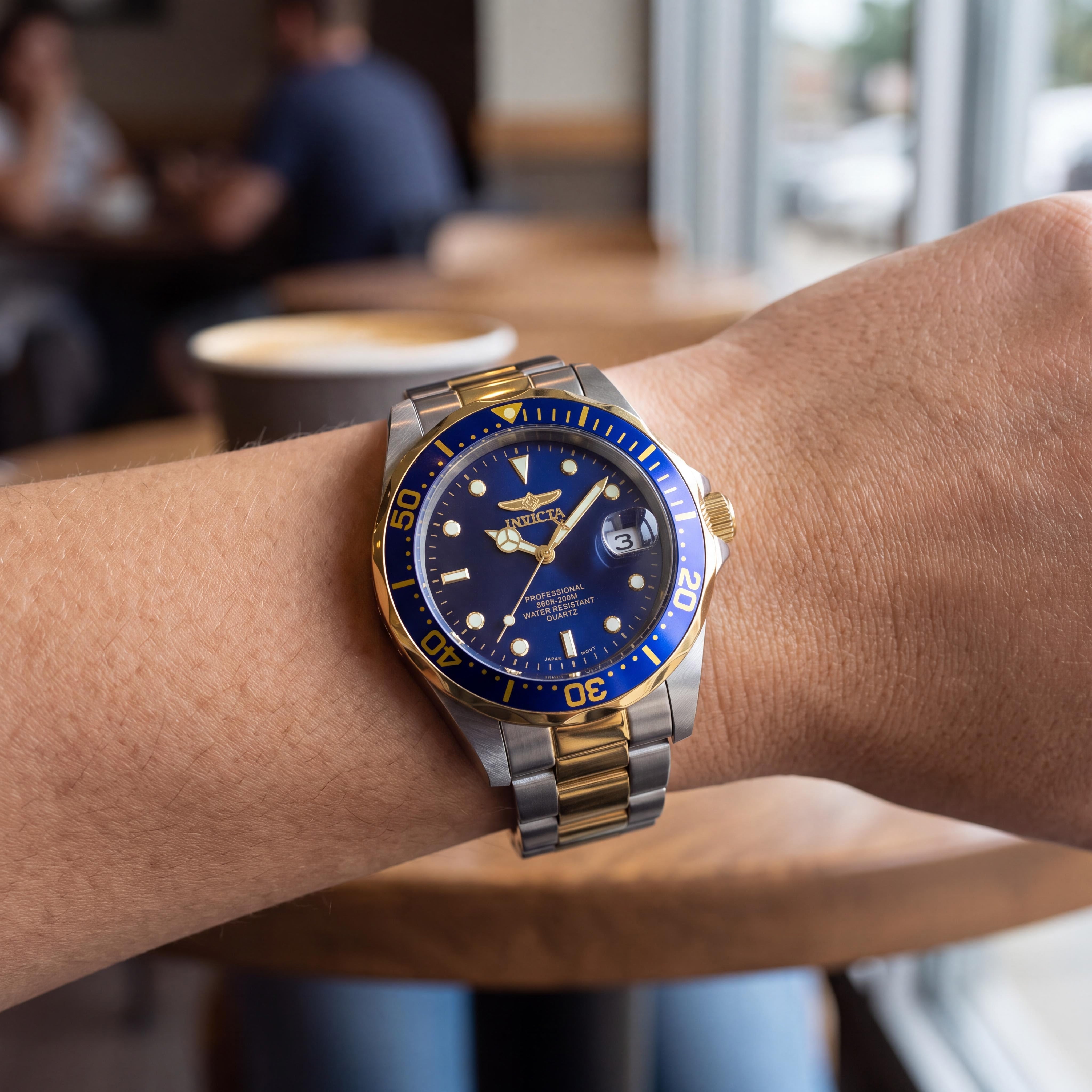 Invicta Bracelet Women's Two-Tone Stainless Steel Gold-Tone & Blue Luminous Dive 40mm Quartz Watch, Photo 3