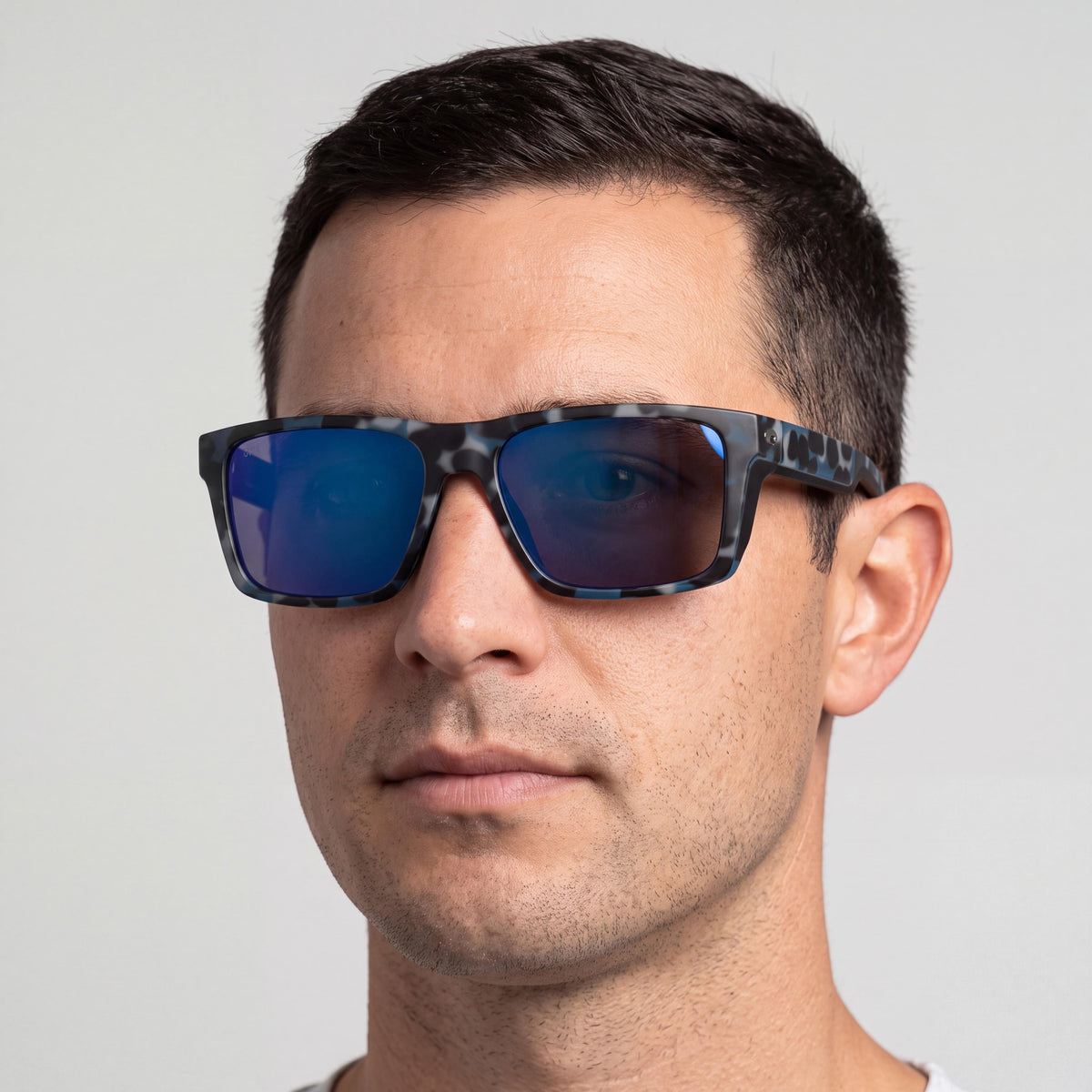 Costa Del Mar Lido Men's Square Deep Water Camo Frame Blue Mirrored Polarized 100% UV Sunglasses 57mm, Photo 3