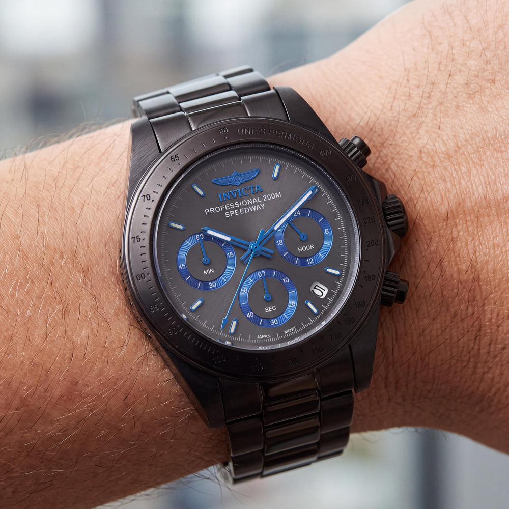 Invicta 17313 Reloj de Pulsera Cronógrafo para Hombre, Acero Inoxidable Chapado en Ion Negro, Cuarzo, 200m Resistente al Agua, 40mm