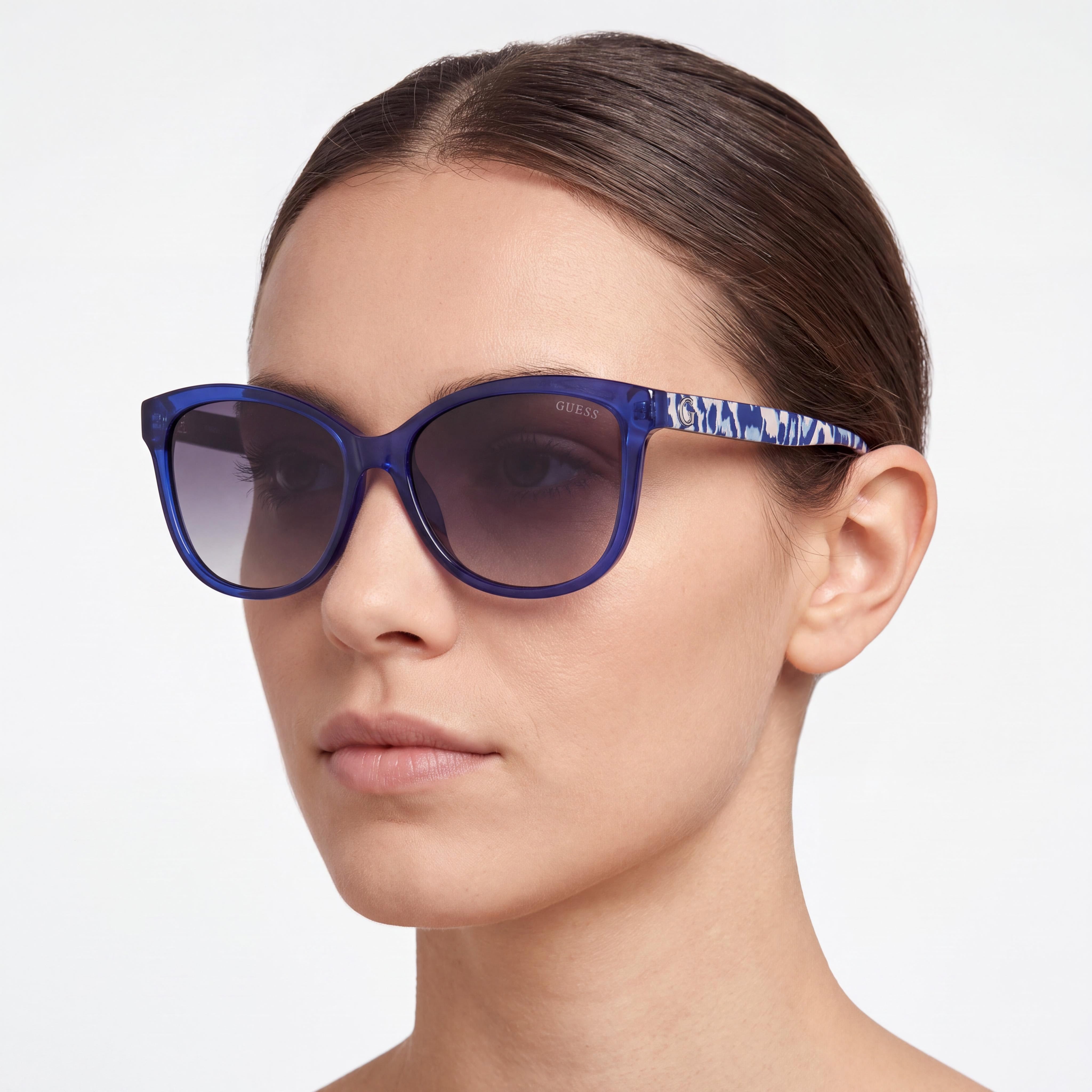 GUESS Gu782890b Women's Blue Plastic Frame Grey Non-Polarized UV Protected Sunglasses 56-15-140, Photo 4
