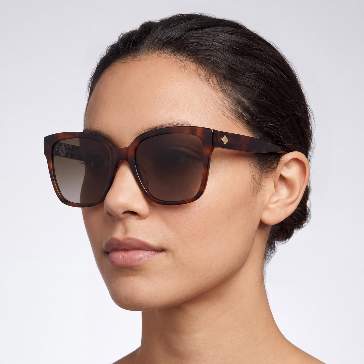 kate spade new york Gafas de sol clásicas para mujer con montura de acetato marrón habana y lentes de protección UV marrones degradadas de 56 mm, Photo 4