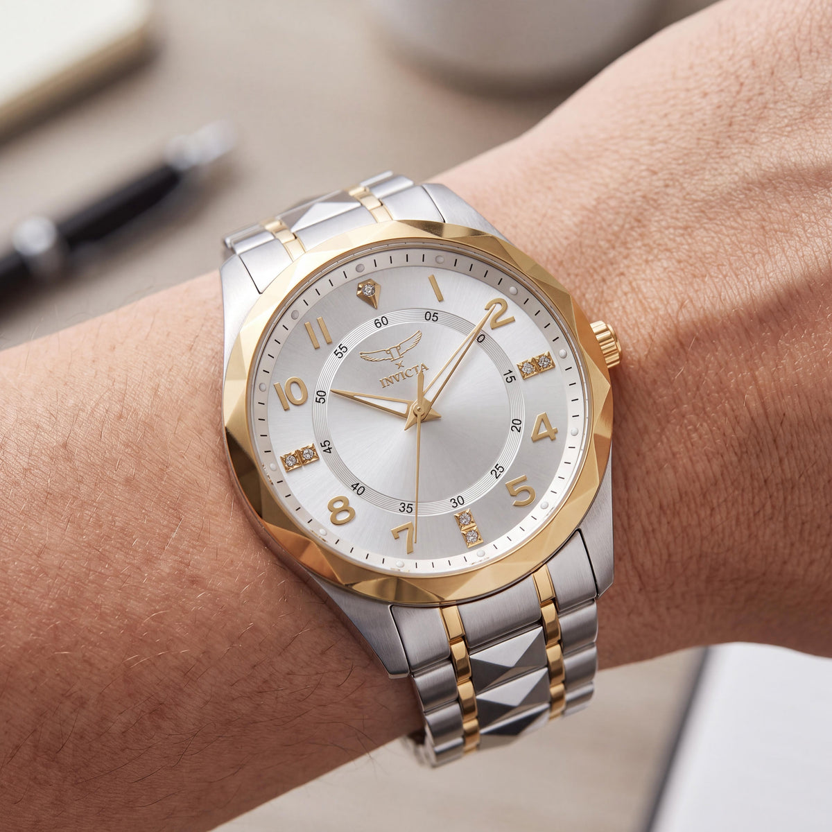 Invicta Specialty 69023 Men's Quartz Stainless Steel Silver Dial Bracelet Watch 41mm, Photo 3