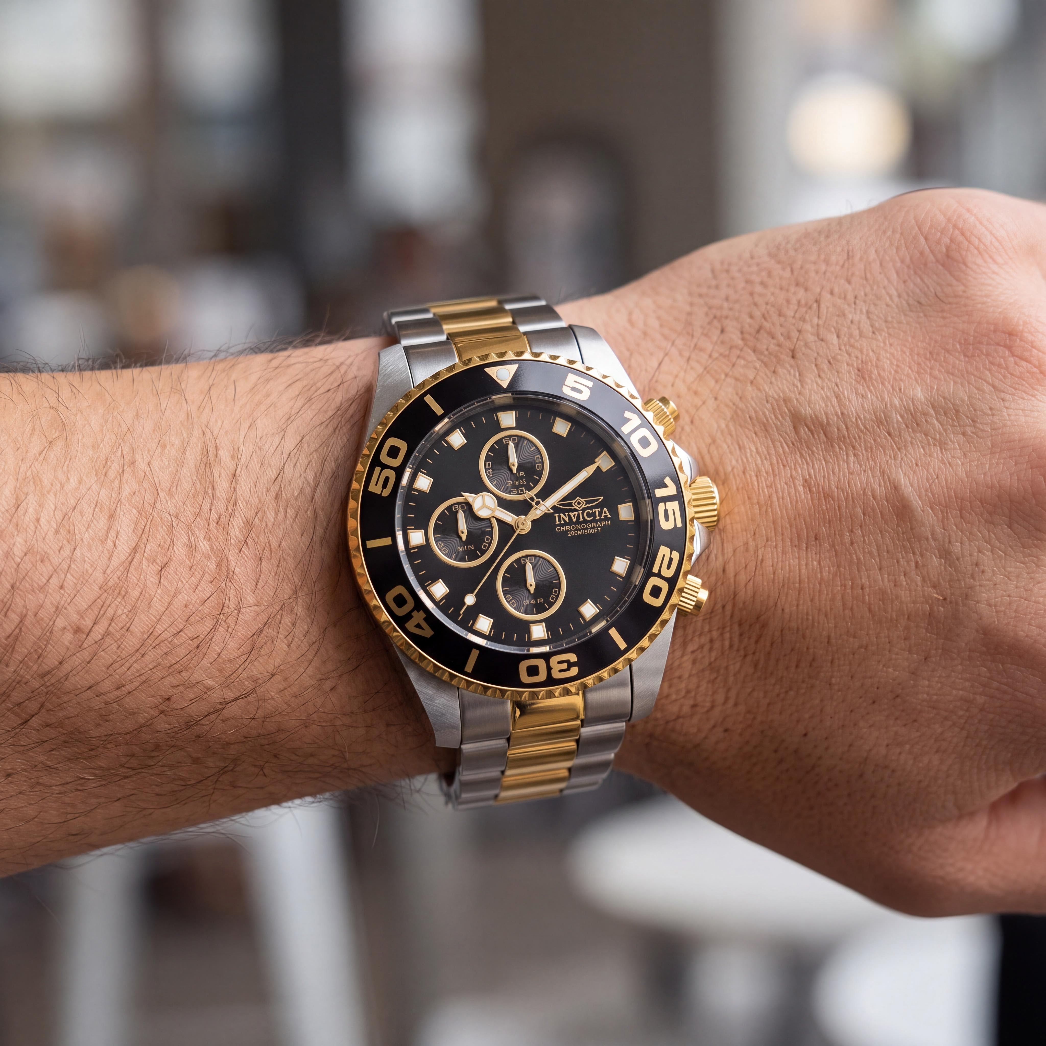 Reloj Invicta para hombre Pro Diver con movimiento de cuarzo, cronógrafo, acero inoxidable bitono negro, esfera negra, 43 mm, Photo 3