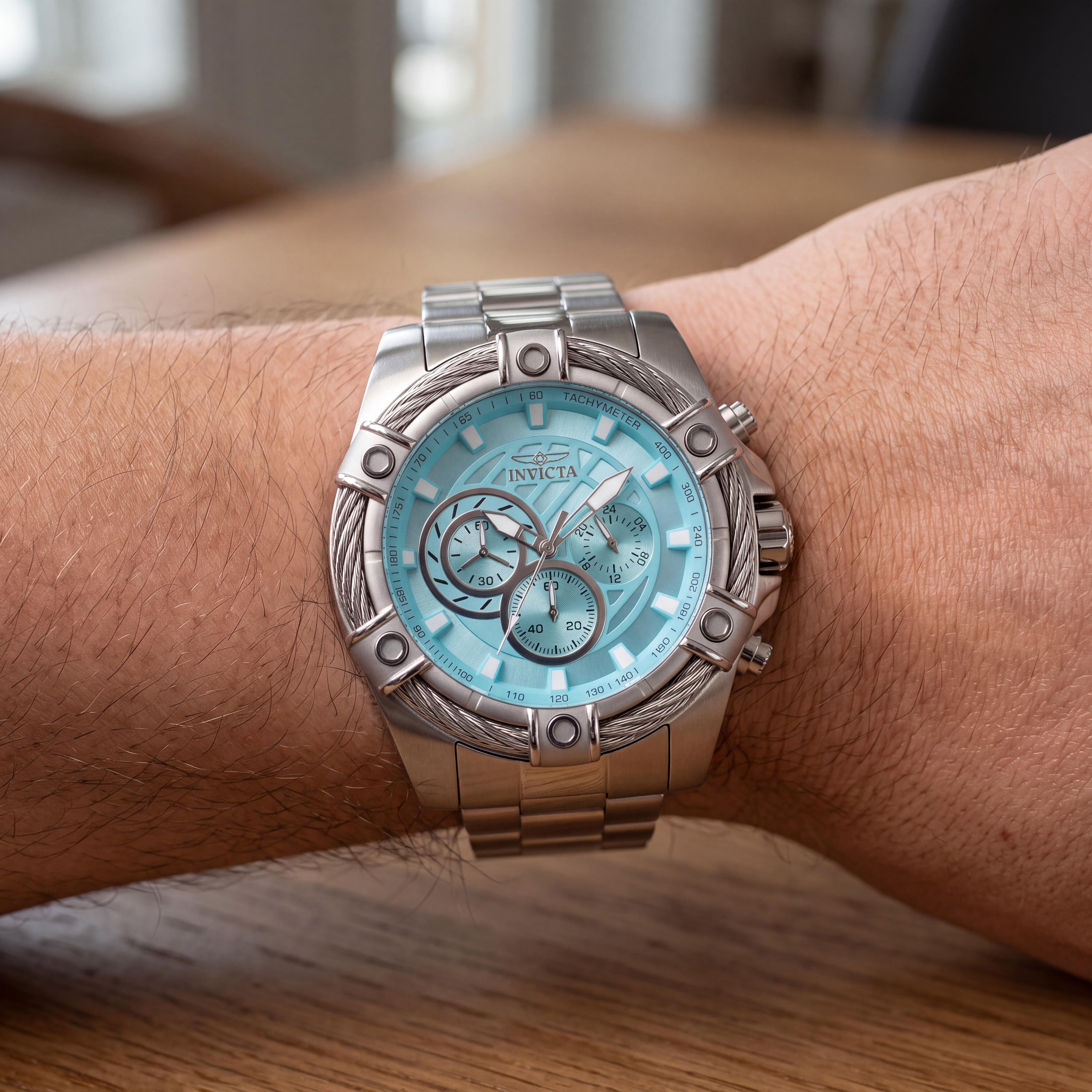 Invicta Bolt 48865 Reloj de cuarzo para hombre, de acero inoxidable, esfera azul, 52 mm, Photo 4