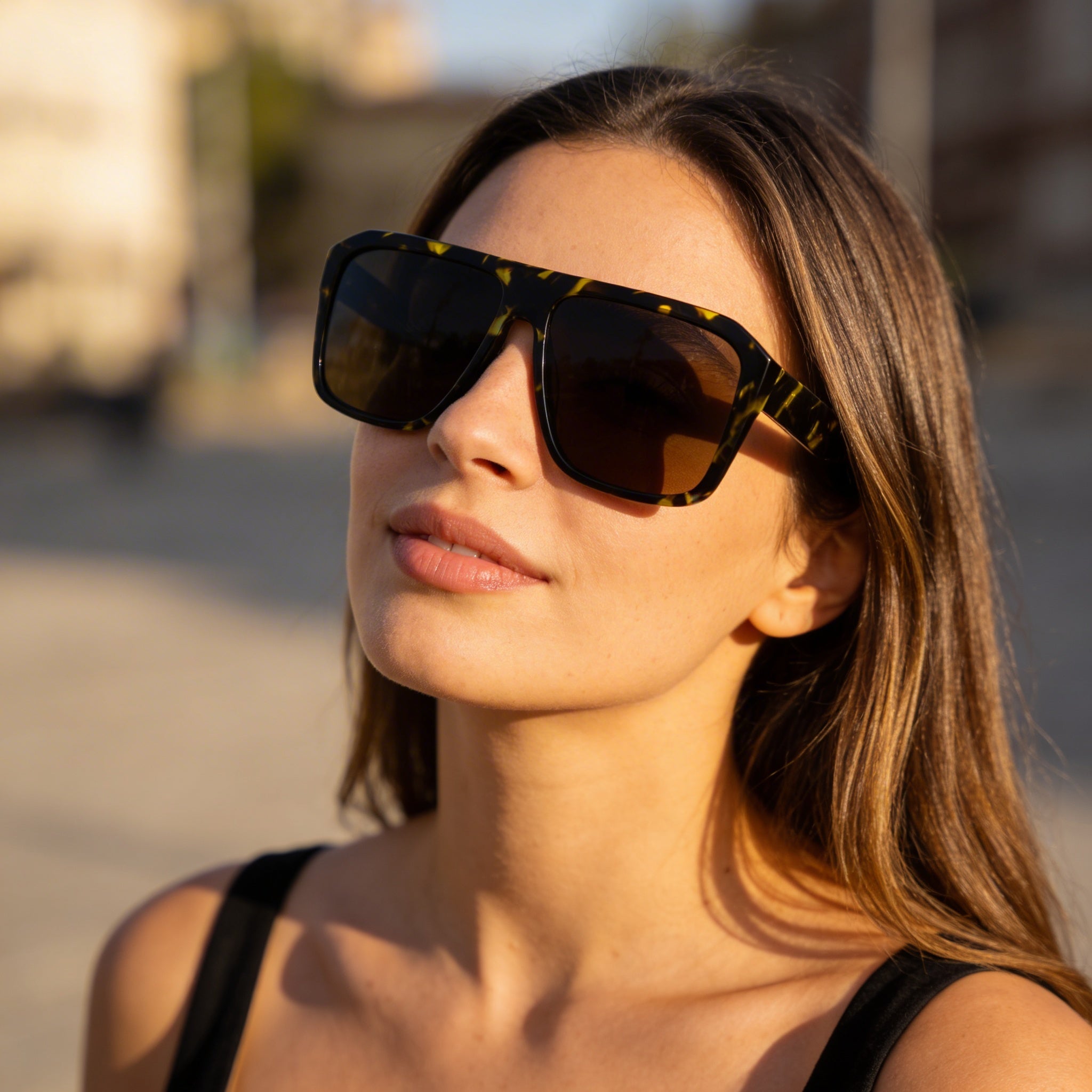 Gafas de sol Victoria Beckham de plástico, modernas y no polarizadas, para mujer, en negro, amarillo y habana, con puente de 14 mm y patillas de 140 mm., Photo 4