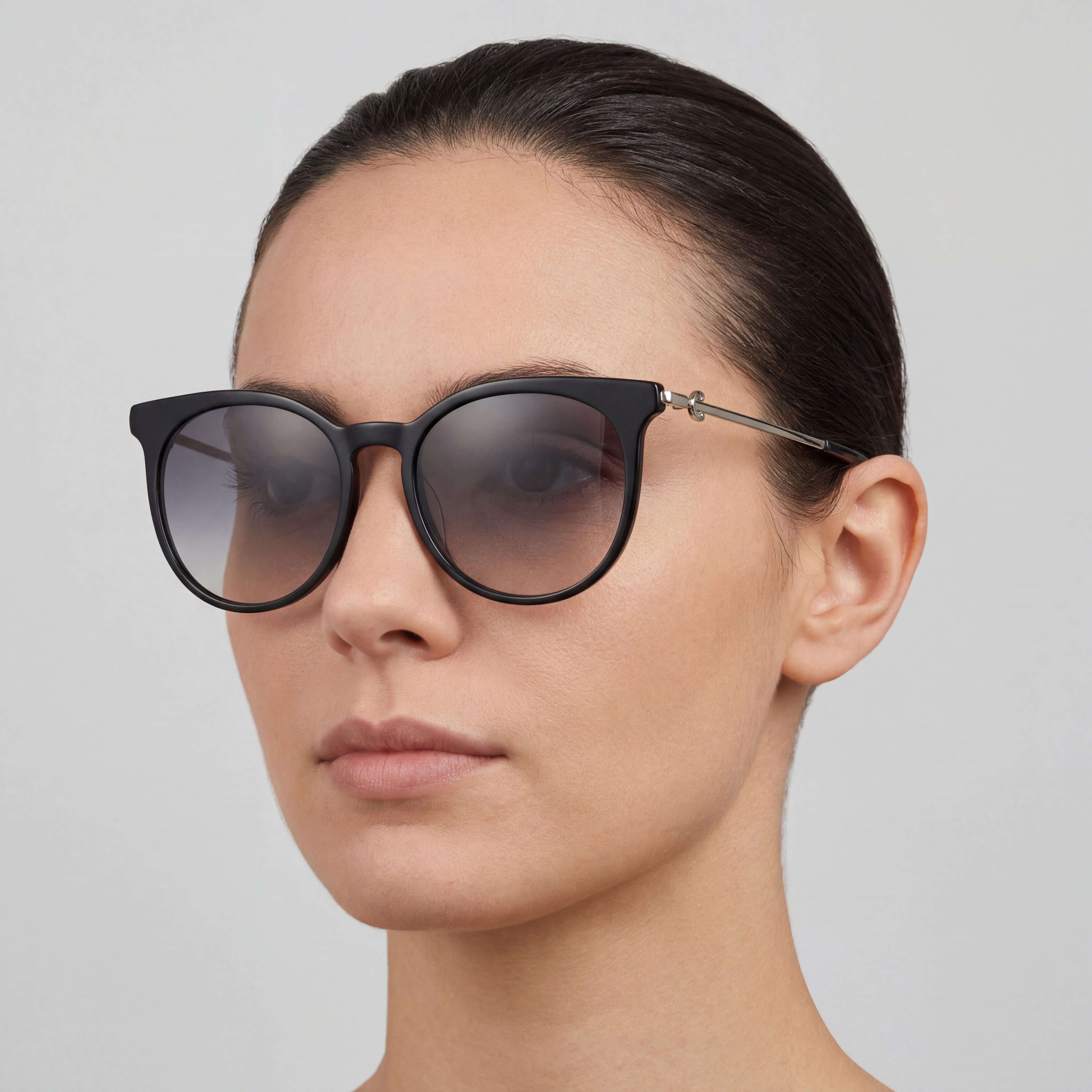 Longchamp LO693S Women's Casual Acetate Black White Frame Black Lens Non-Polarized Sunglasses 52mm, Photo 5