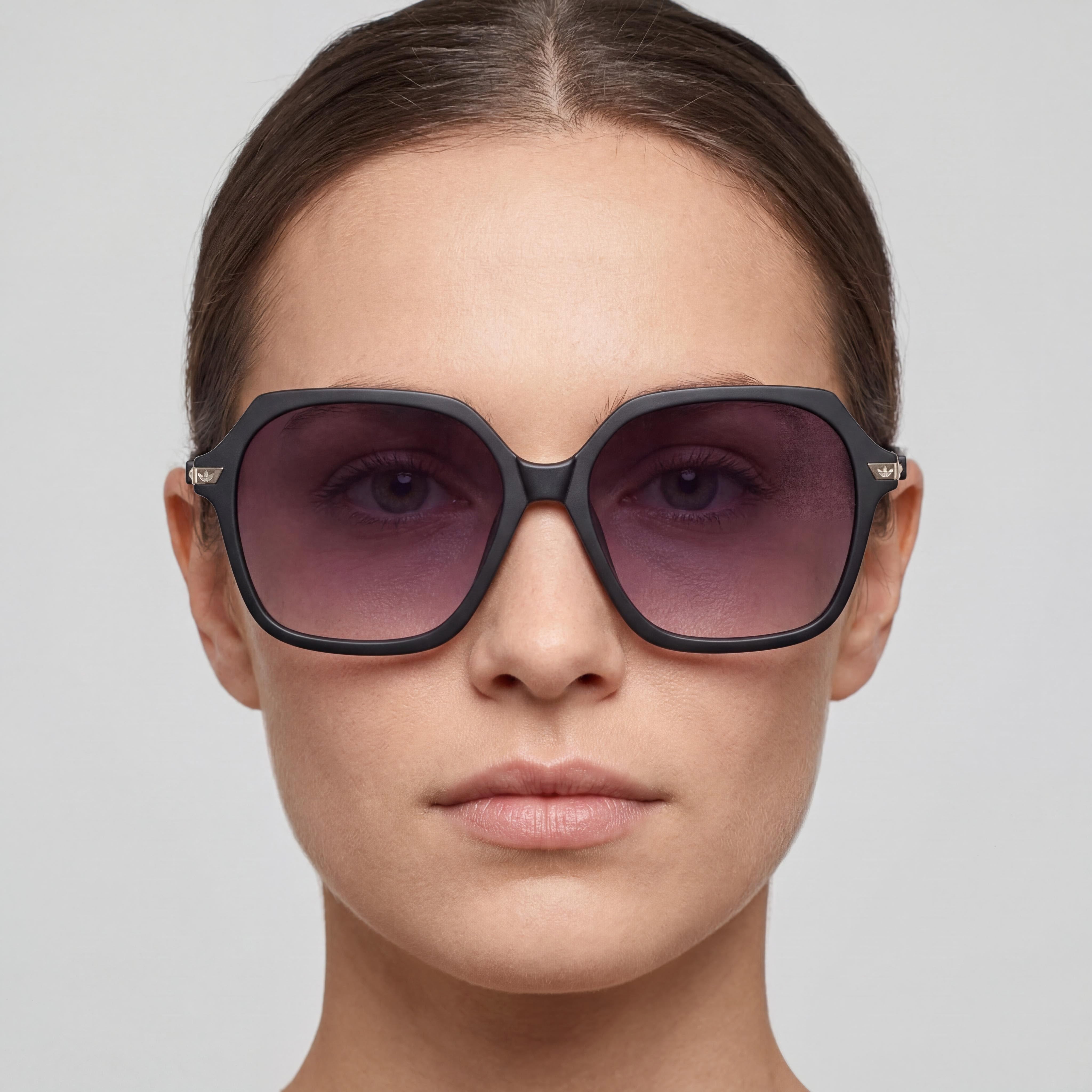 Adidas Casual Women's Acetate Matte Black Gradient Smoke Frame Grey Lens UV Protected Non-Polarized Sunglasses 55mm, Photo 4